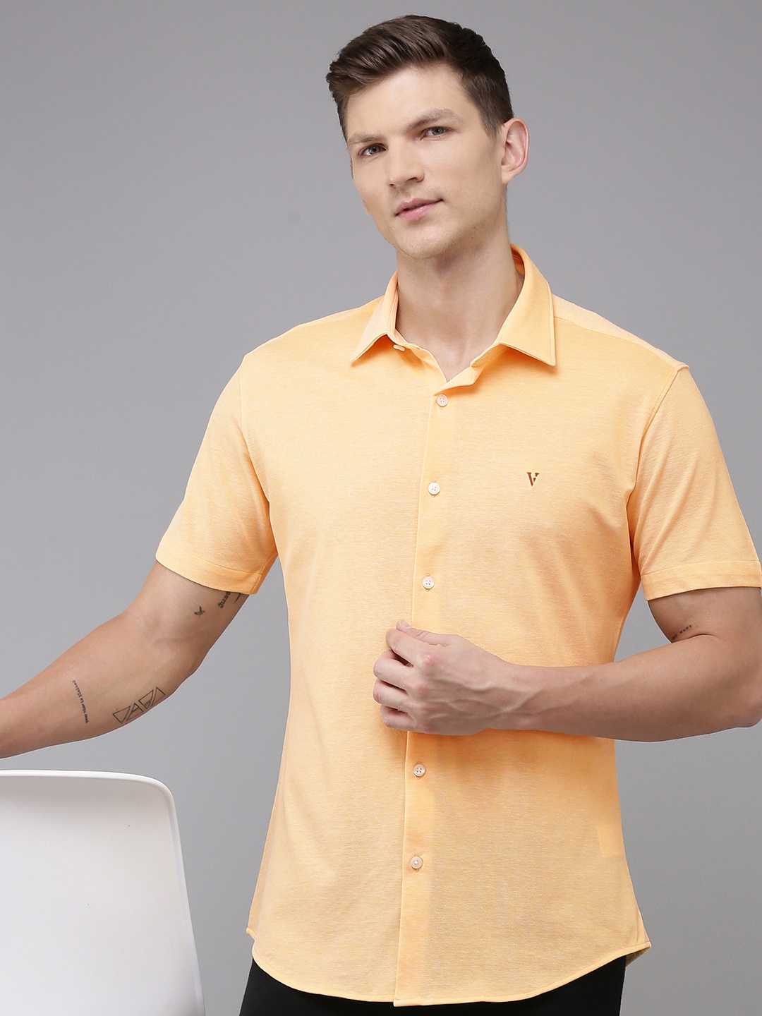 

Van Heusen Sport Self Design Slim Fit Pure Cotton Casual Shirt, Yellow