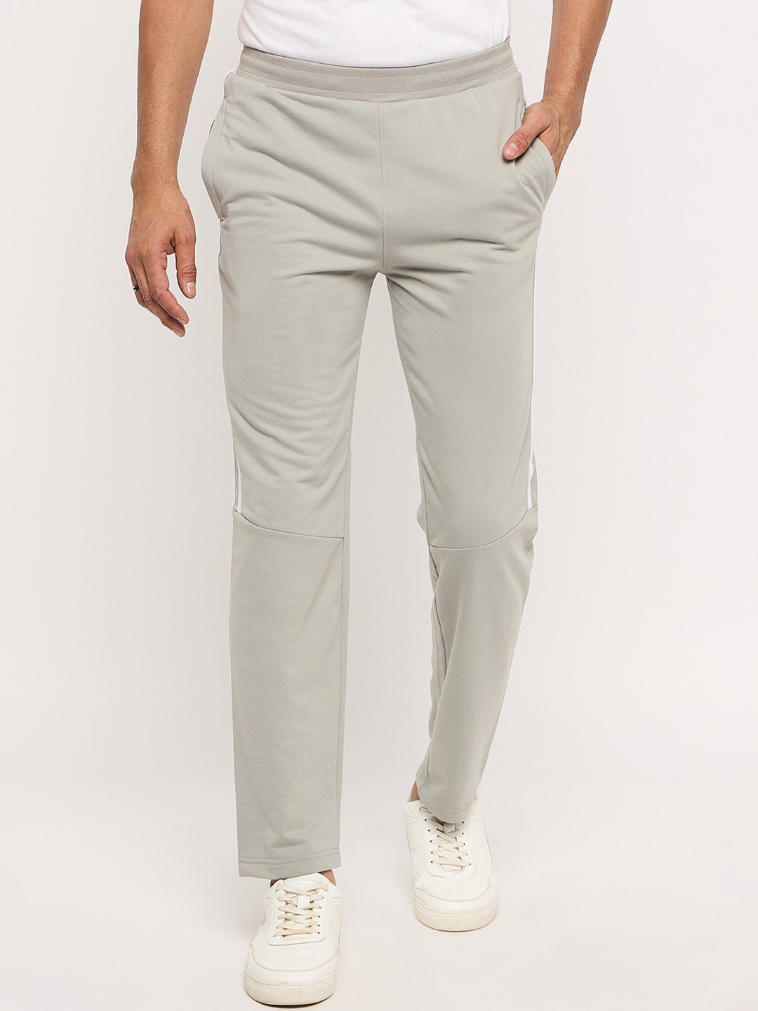 

Okane Mrn Mid-Rise Track Pant, Grey