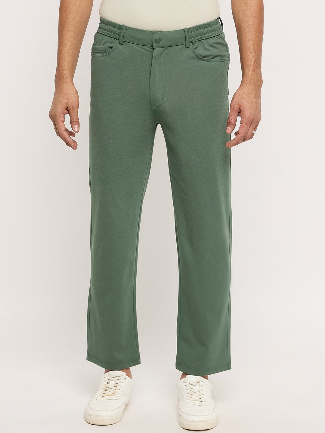 

Okane Men Mid-Rise Trousers, Olive