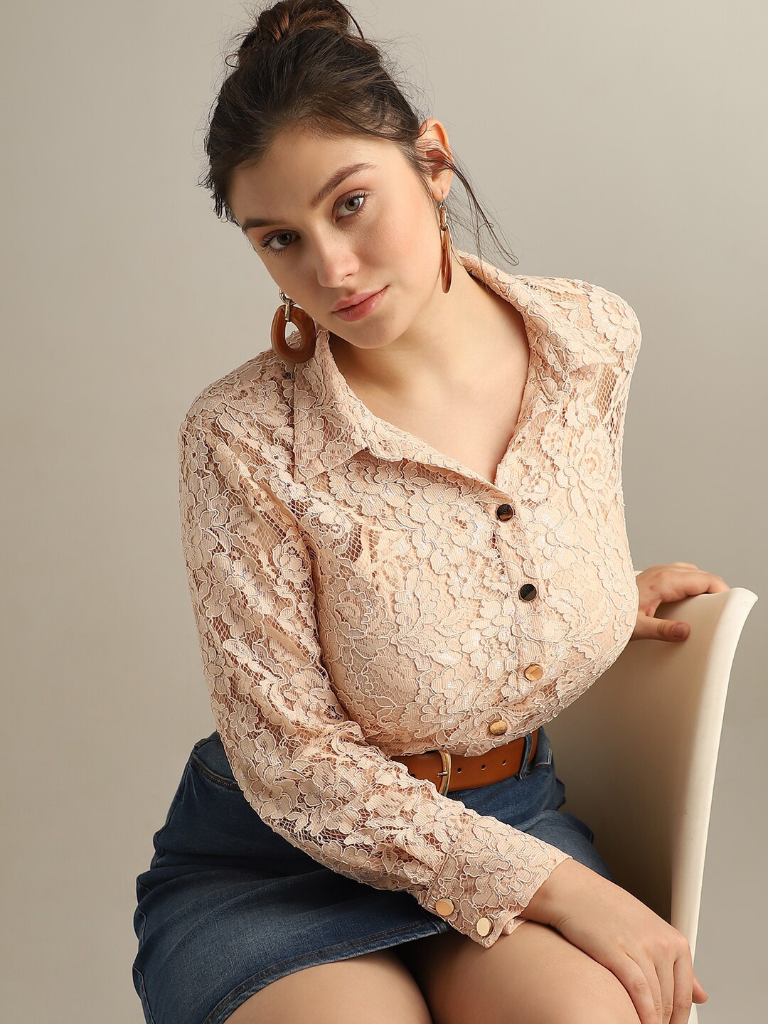 

VERO MODA CURVE Floral Self Design Casual Shirt, Pink