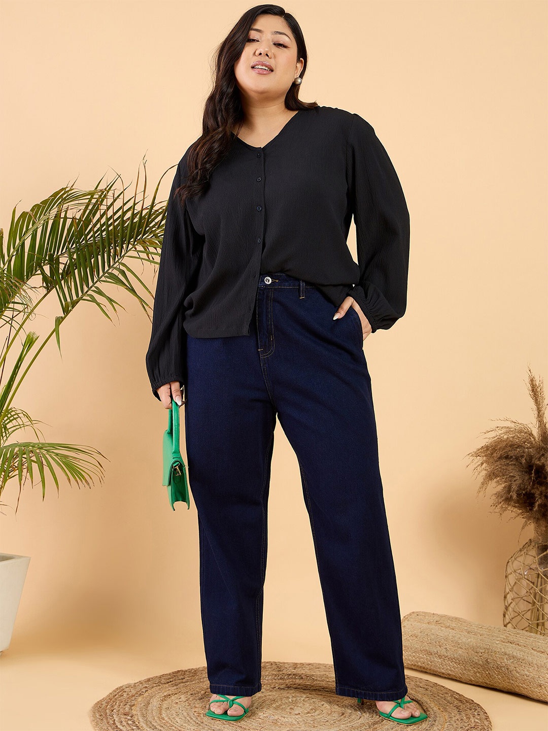 

CURVY STREET Plus Size V-Neck Puff Sleeve Top, Black