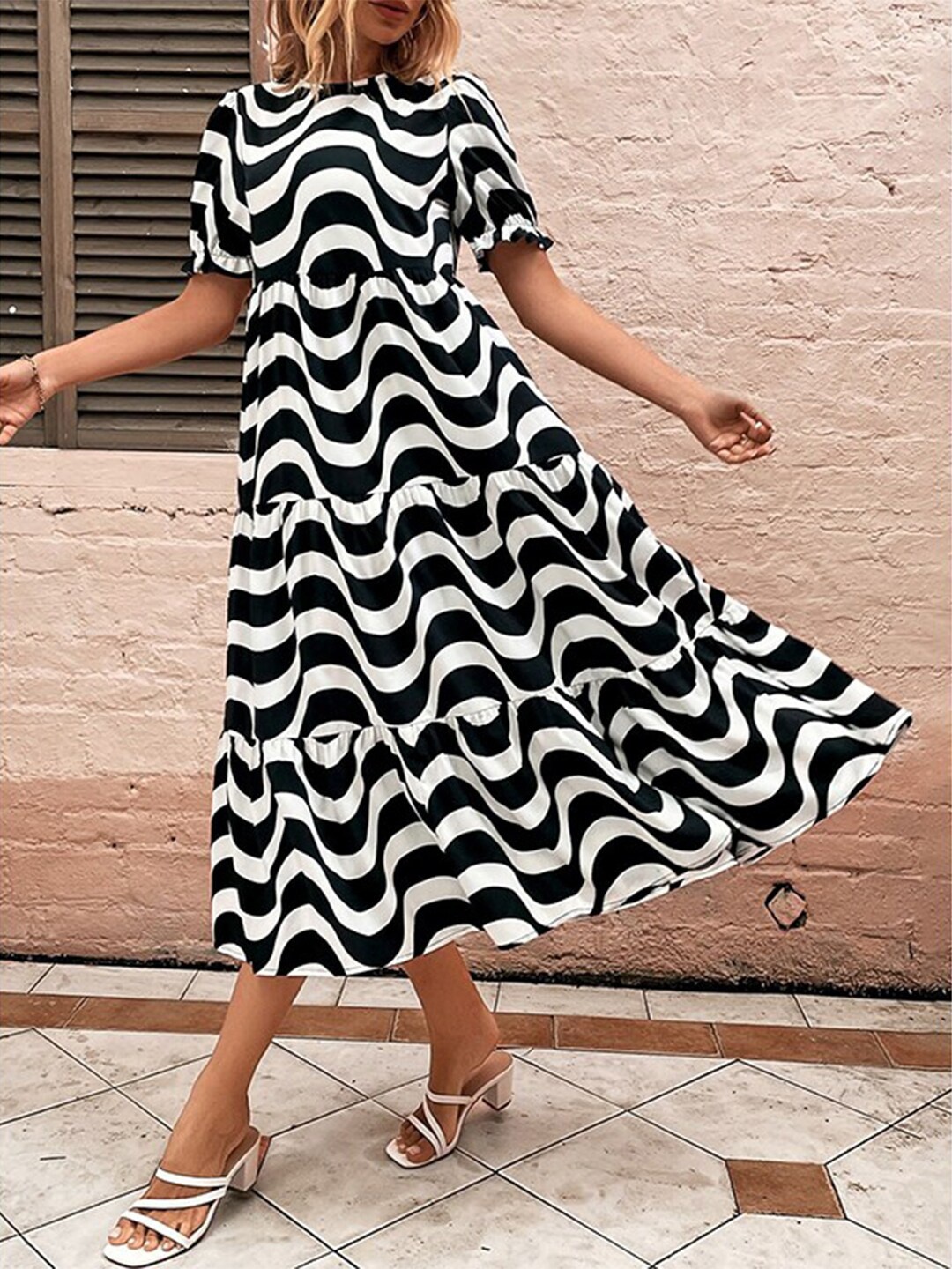 

StyleCast x Revolte White & Black Abstract Printed Puff Sleeves Tiered A-Line Midi Dress