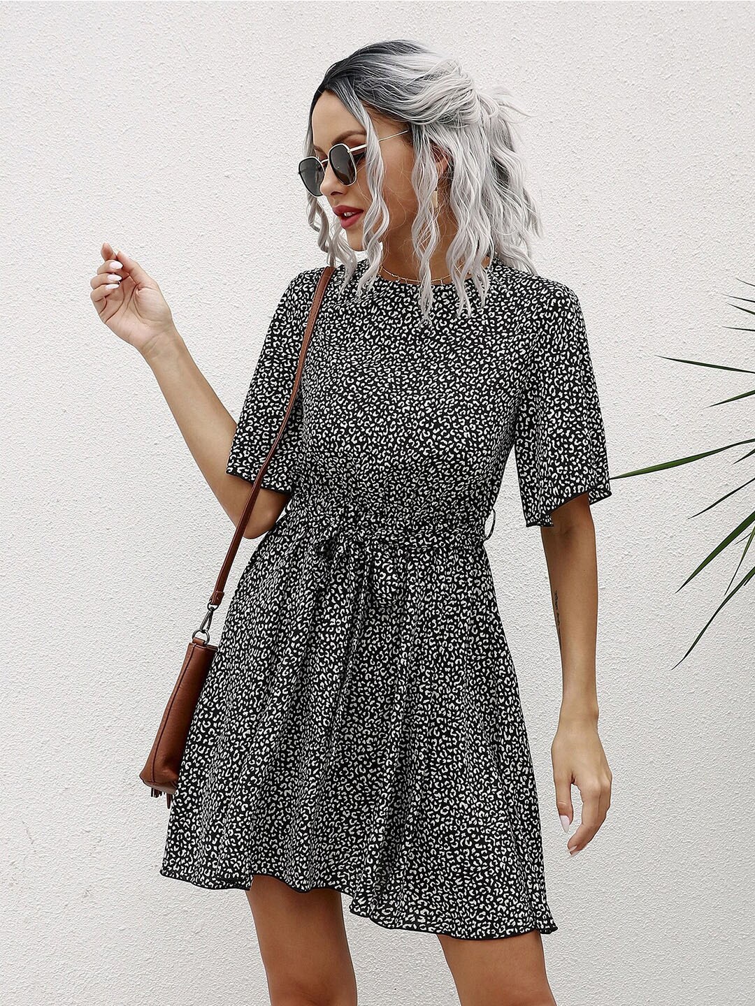 

StyleCast x Revolte Black Round Neck Print Fit & Flare Dress