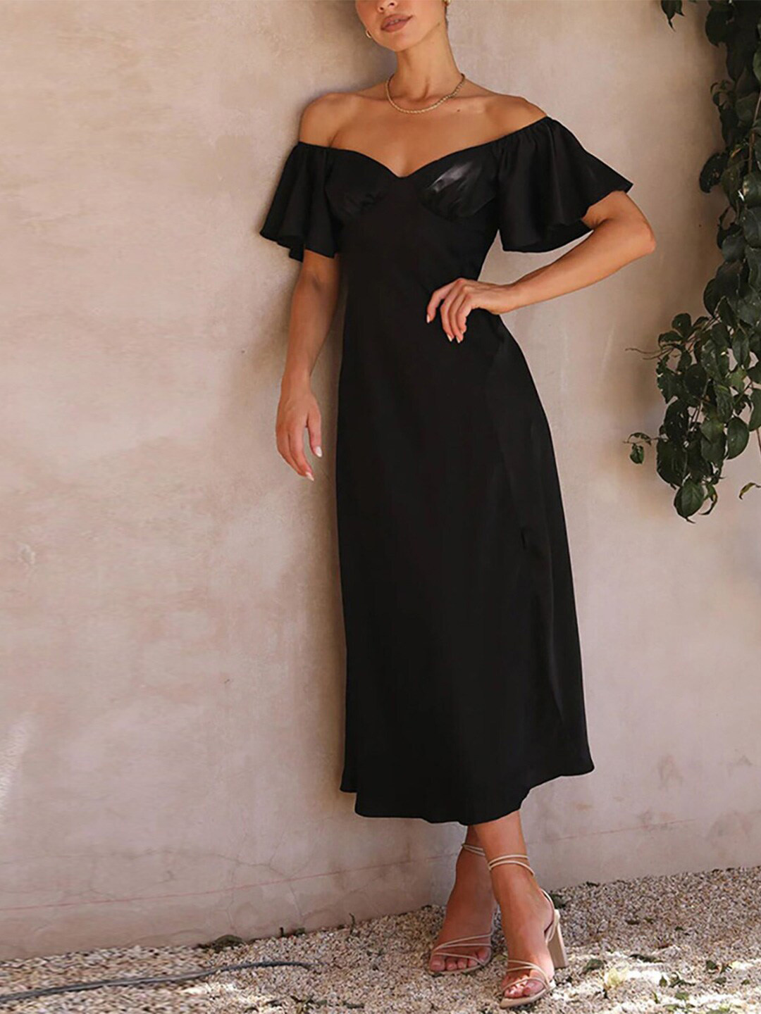 

StyleCast x Revolte Off-Shoulder Flared Sleeve A-Line Midi Dress, Black