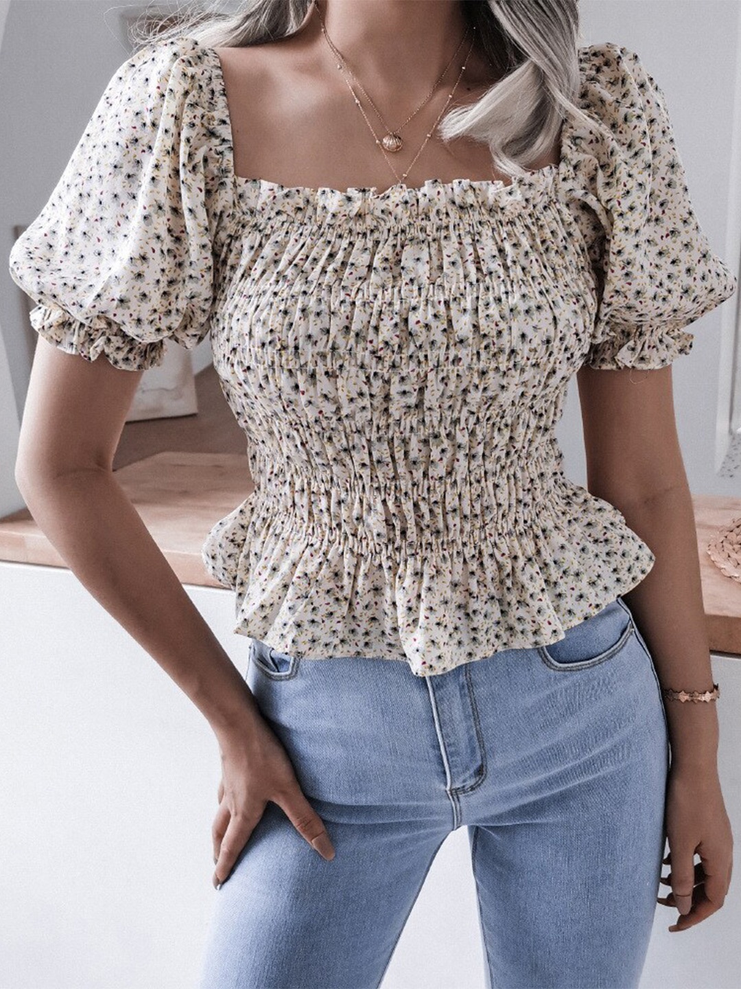 

StyleCast Off White & Black Abstract Printed Puff Sleeve Chiffon Top