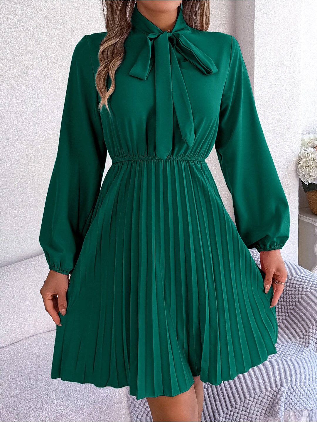 

StyleCast Green Tie-Up Neck Puff Sleeve Fit & Flare Dress