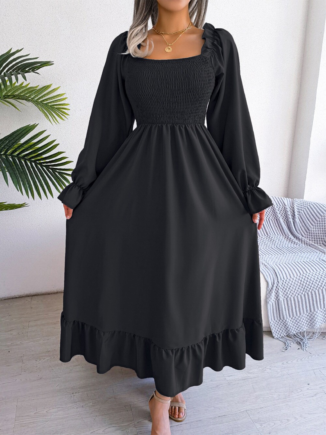 

StyleCast Black Square Neck Bell Sleeves Smocked Maxi Dress