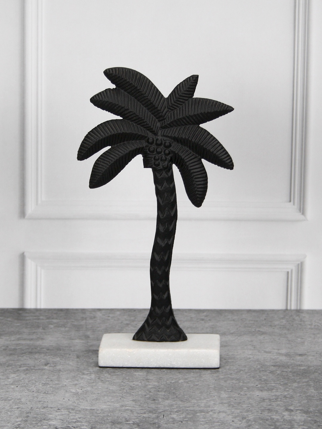 

Maison Modern Black Medium Palm Tree Sculpture Metal Figurine Showpiece