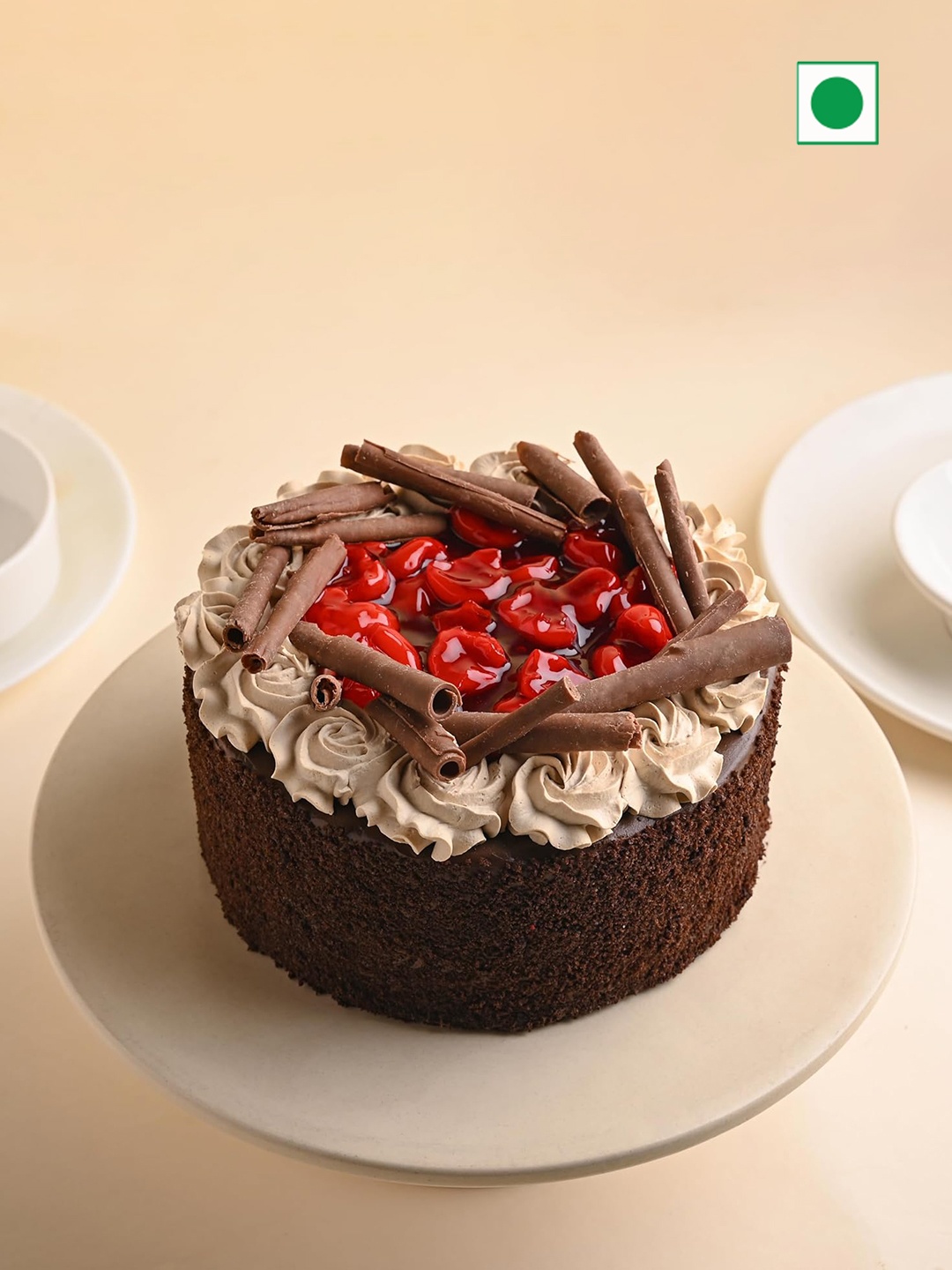 

Floweraura Black Forest Flavour Eggless Round Cake-3Kg, Brown