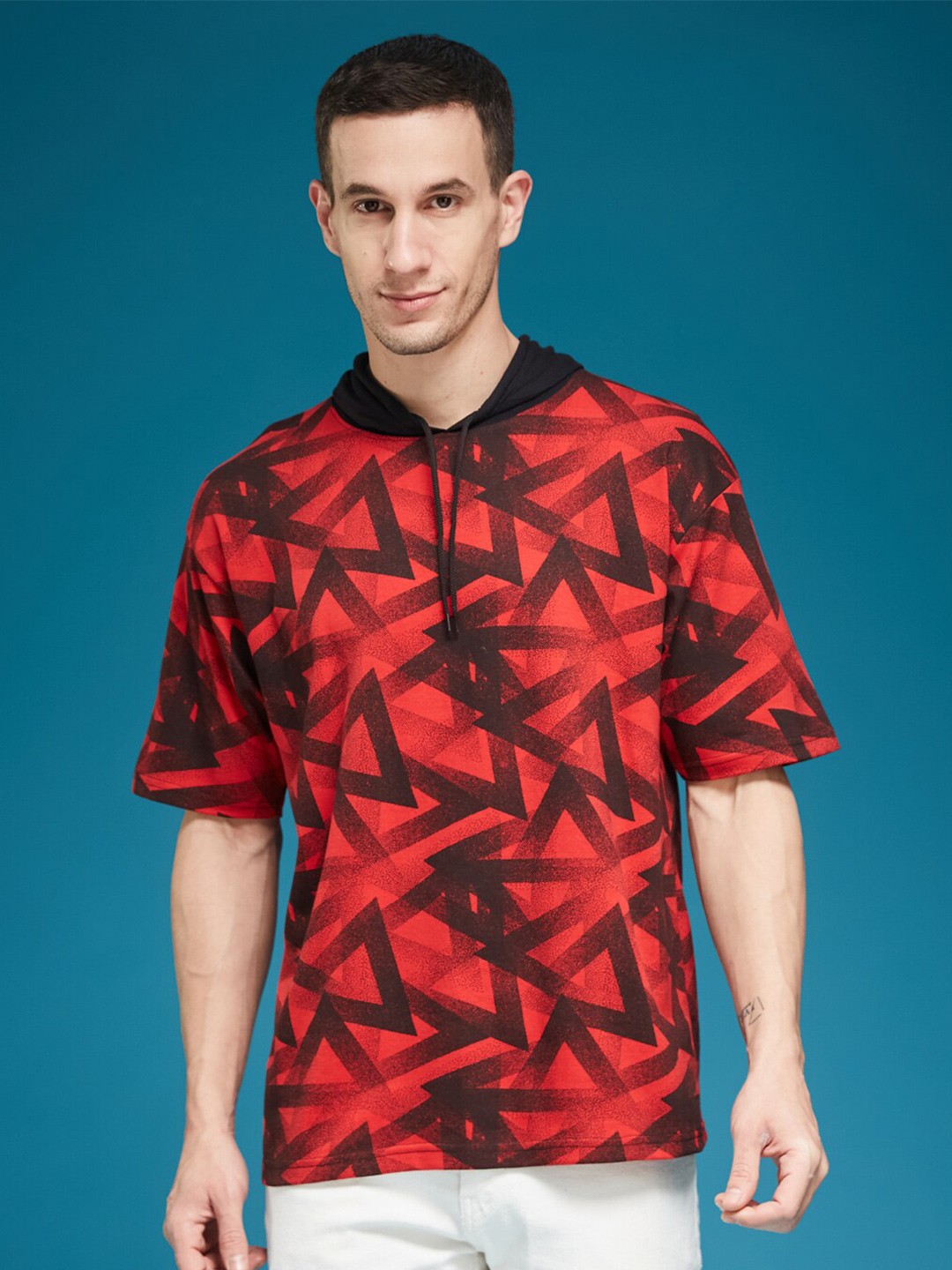 

SMARTEES Geometric Printed Short Sleeves Cotton Hooded Oversized T-shirt, Red