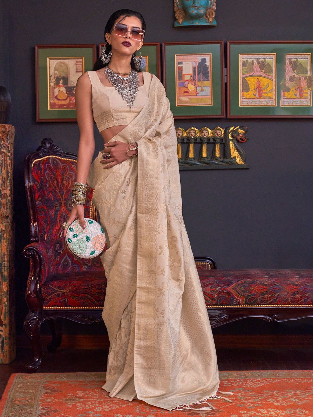 

DEVATITHI Floral Woven Design Zari Saree, Cream