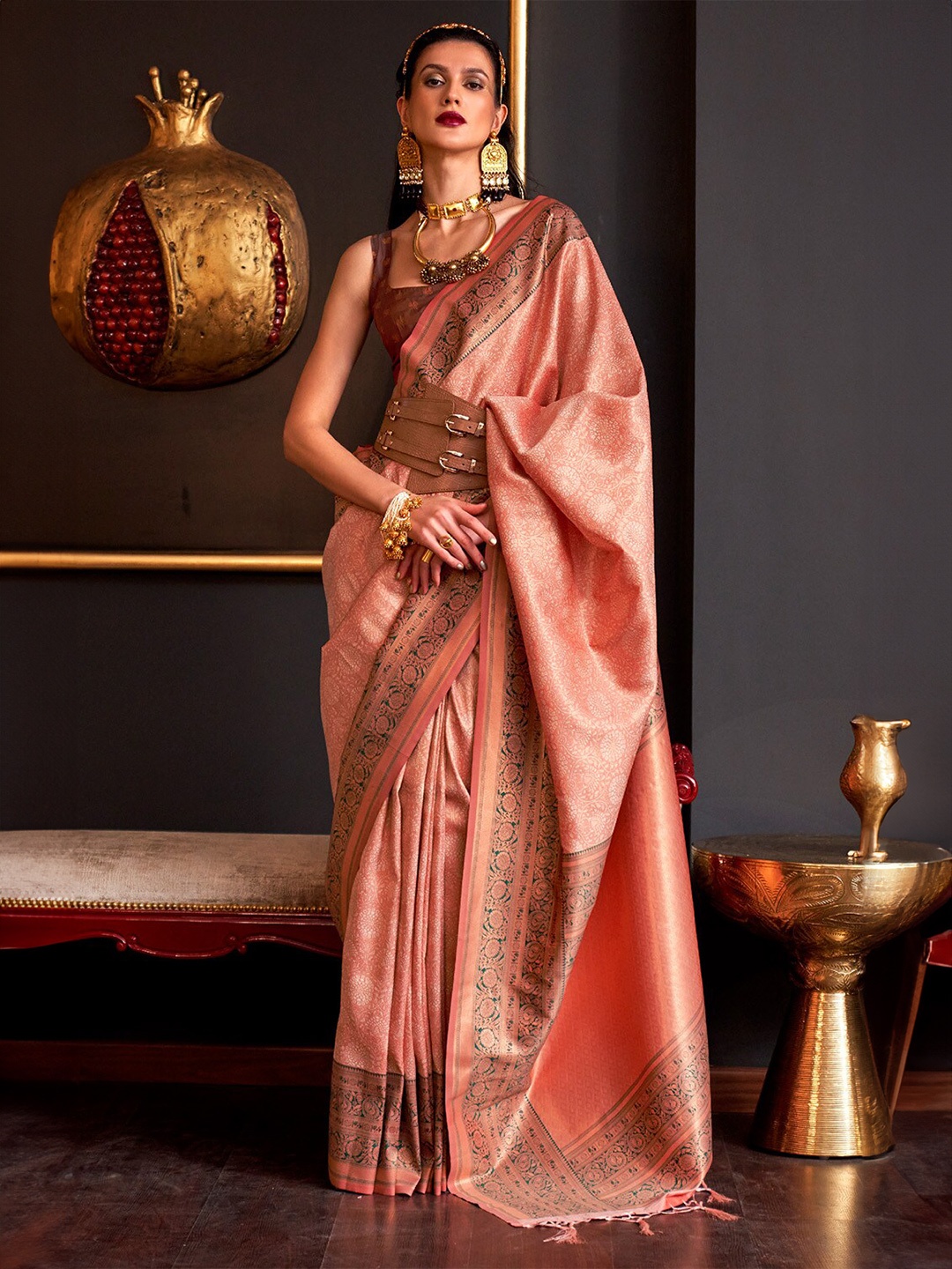 

DEVATITHI Ethnic Motif Woven Design Zari Saree, Orange