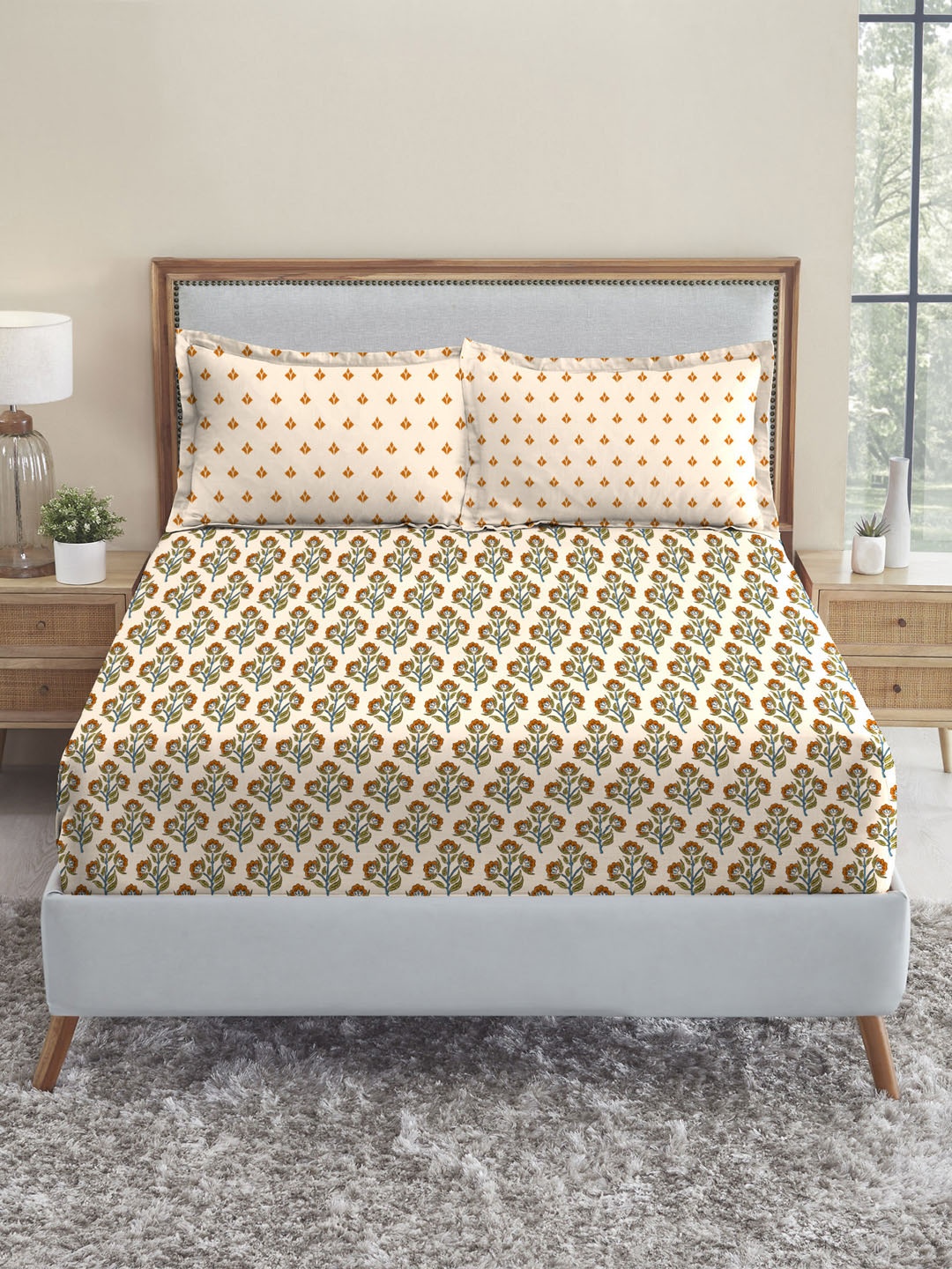 

MYTRIDENT Cheetal Earth Lover Collection Flat 144TC King Cotton Bedsheet & 2 Pillow Covers, Off white