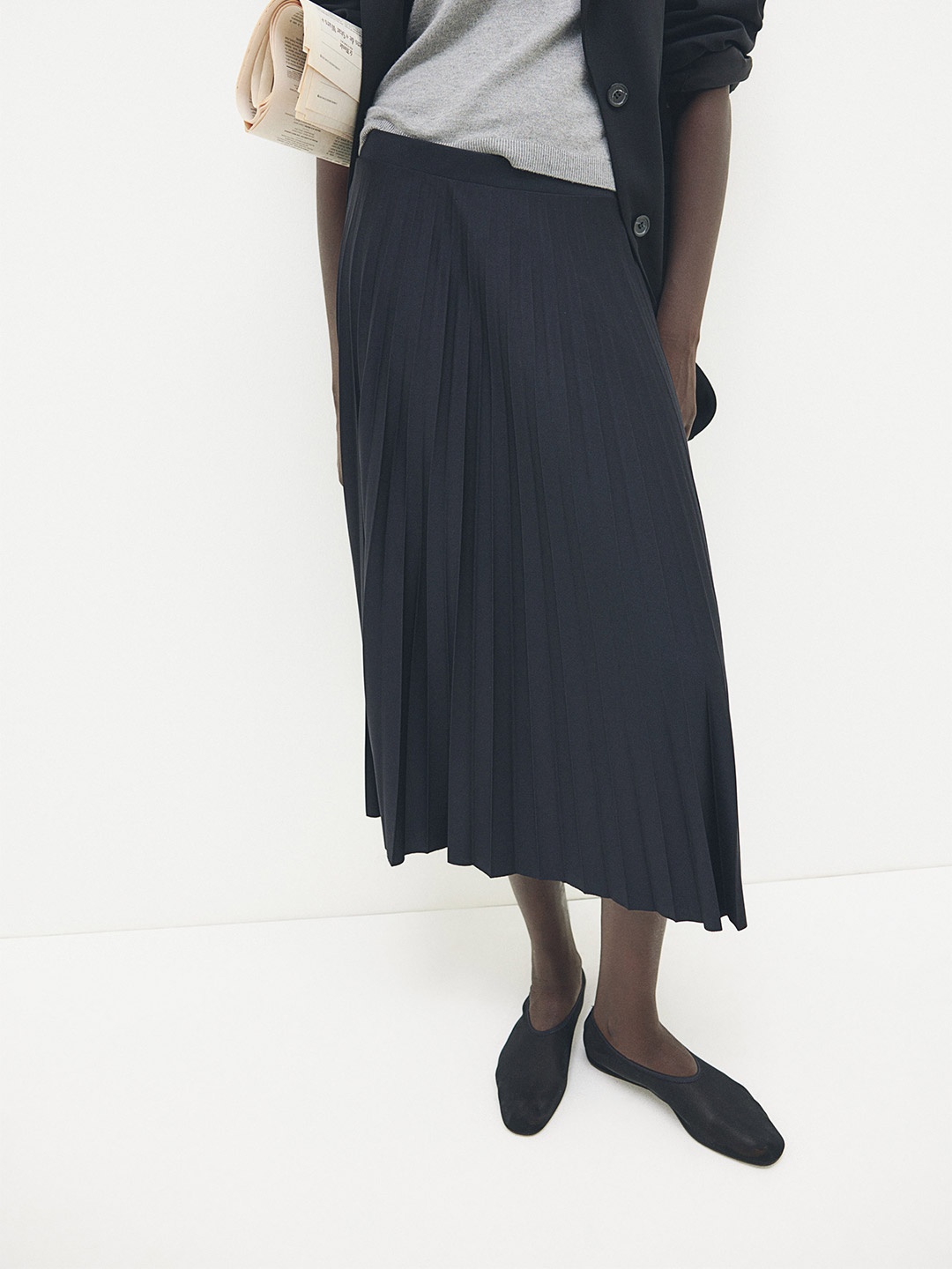 

H&M Pleated Skirt, Black