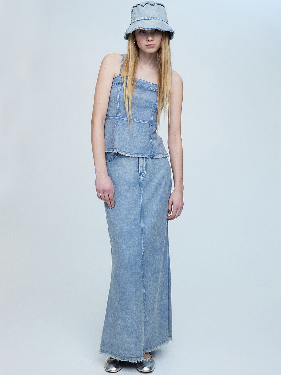 

H&M Frayed-Edge Flared Skirt, Blue