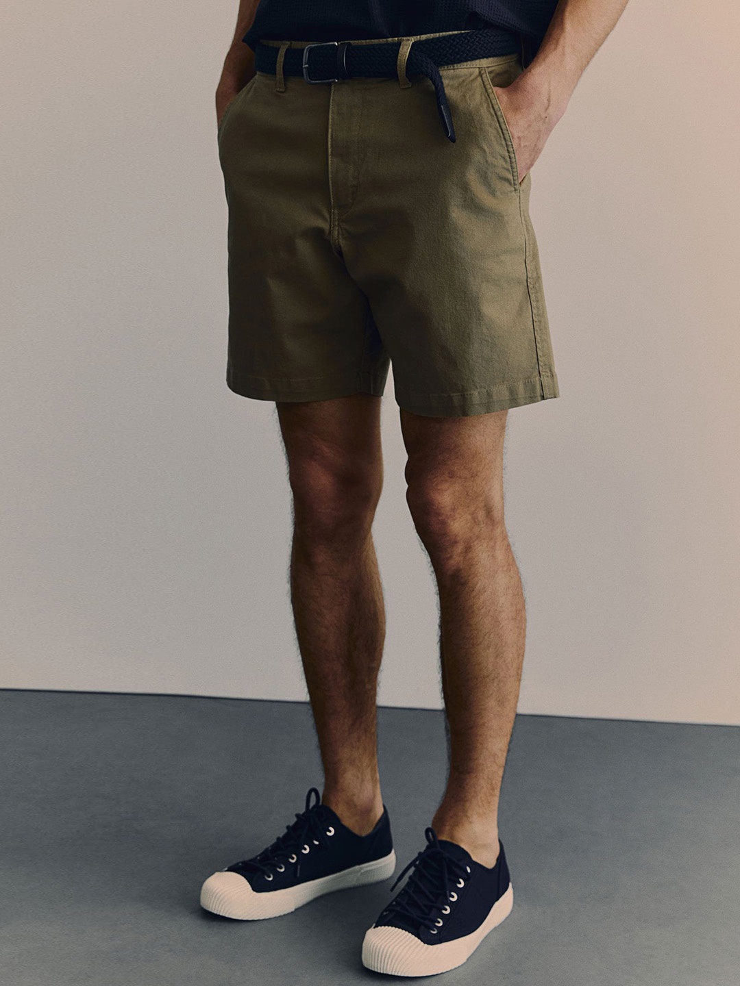 

H&M Men Regular Fit Chino Shorts, Olive