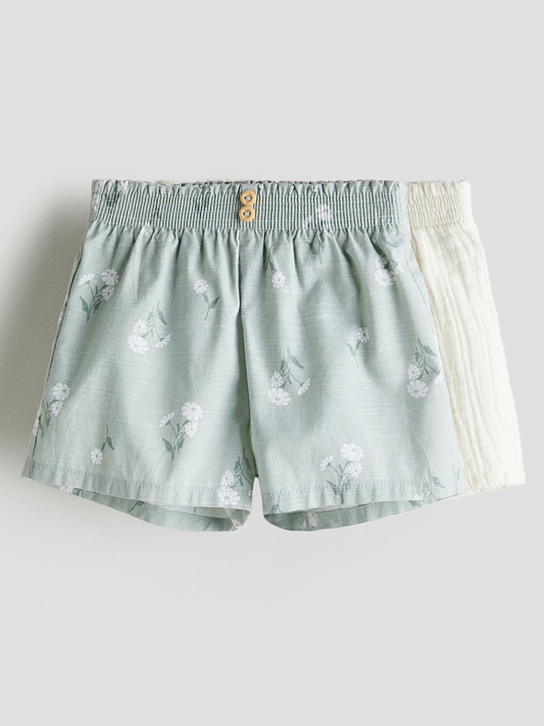 

H&M Girls Pure Cotton 2-Pack Smocked-Waist Shorts, Green