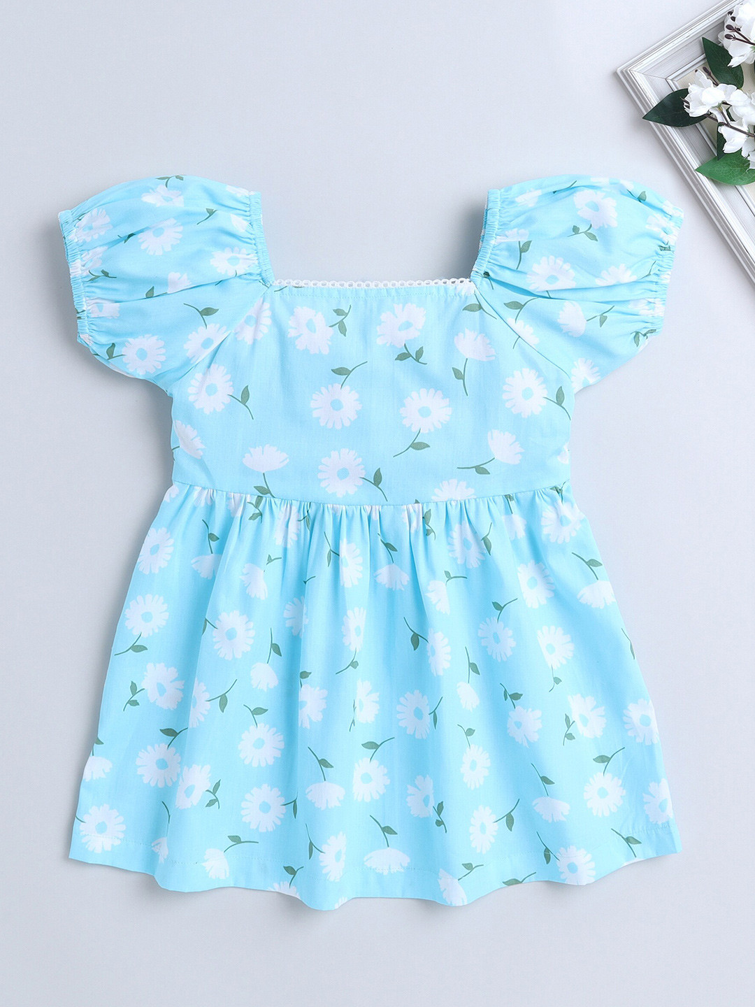 

The Magic Wand Girls Floral Printed Square Neck Puff Sleeves Cotton Fit & Flare Dress, Blue