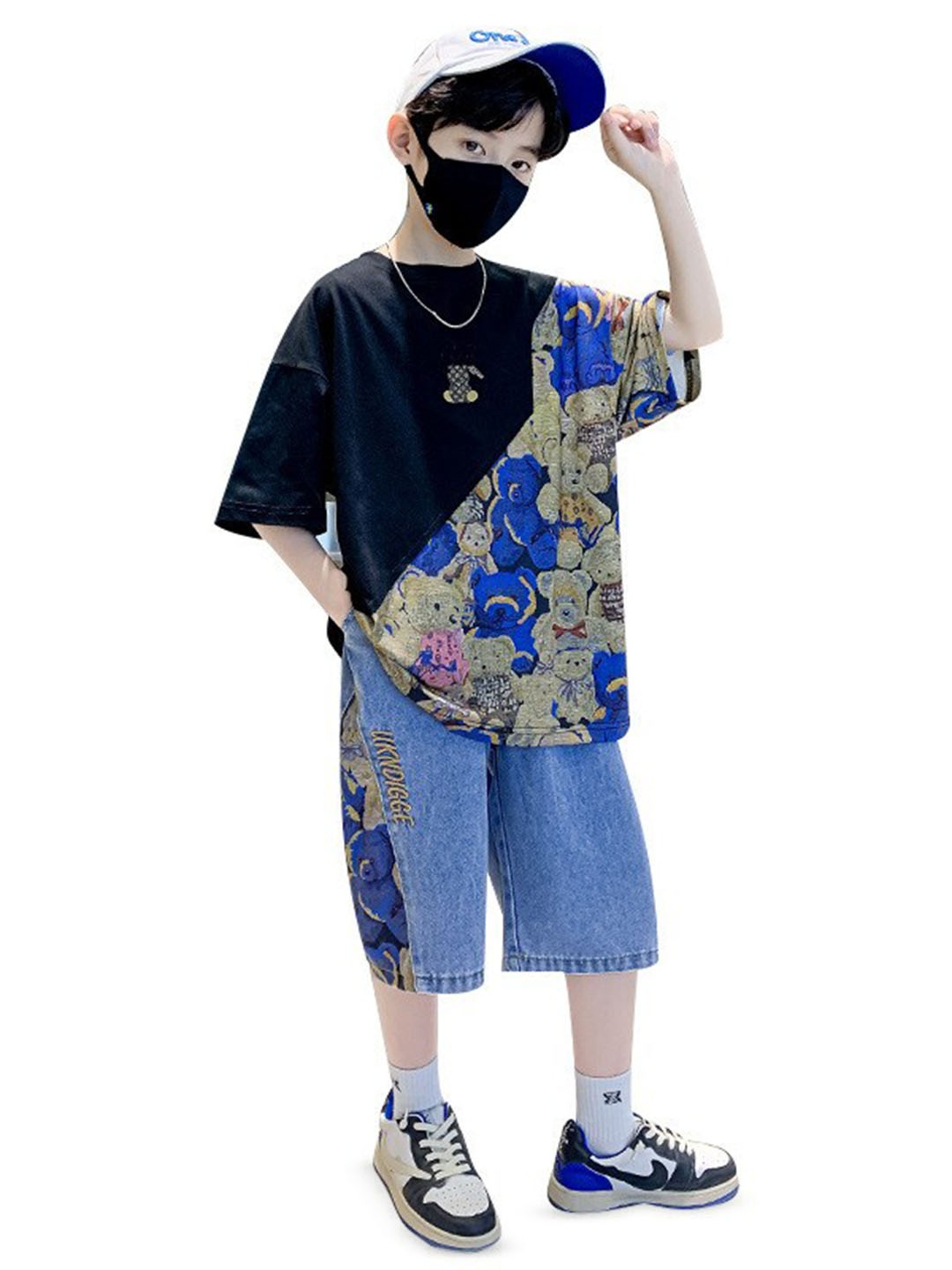 

StyleCast x Revolte Boys Graphic Printed T-shirt with Shorts, Black