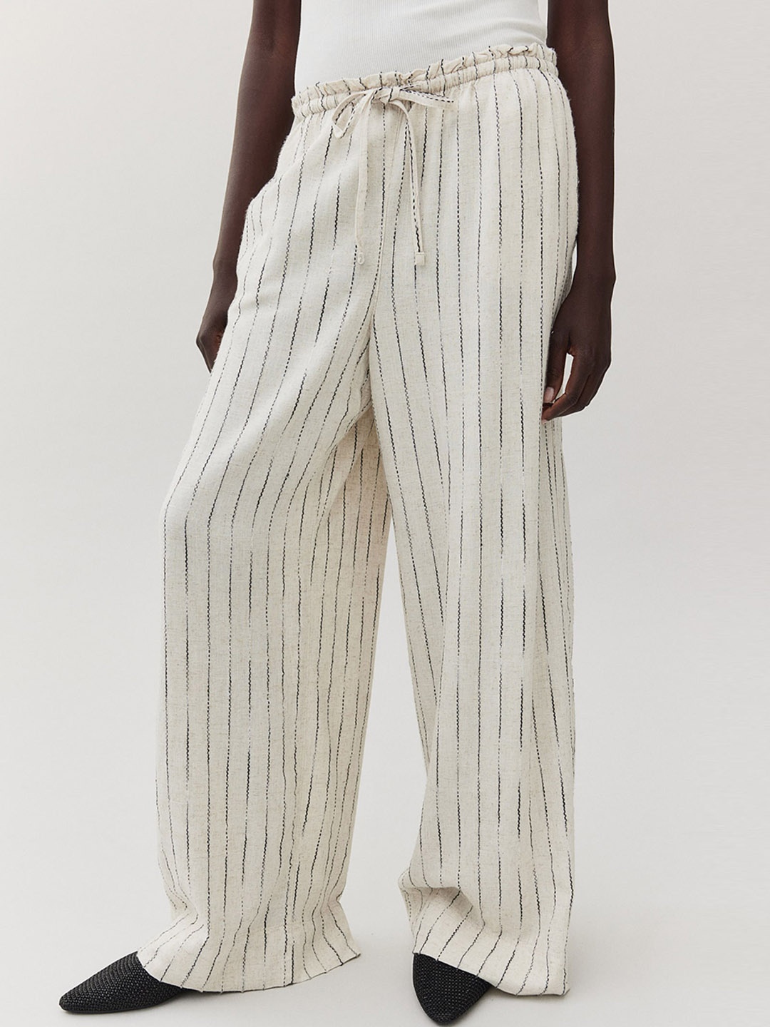 

H&M Women Wide Linen-Blend Trousers, Beige