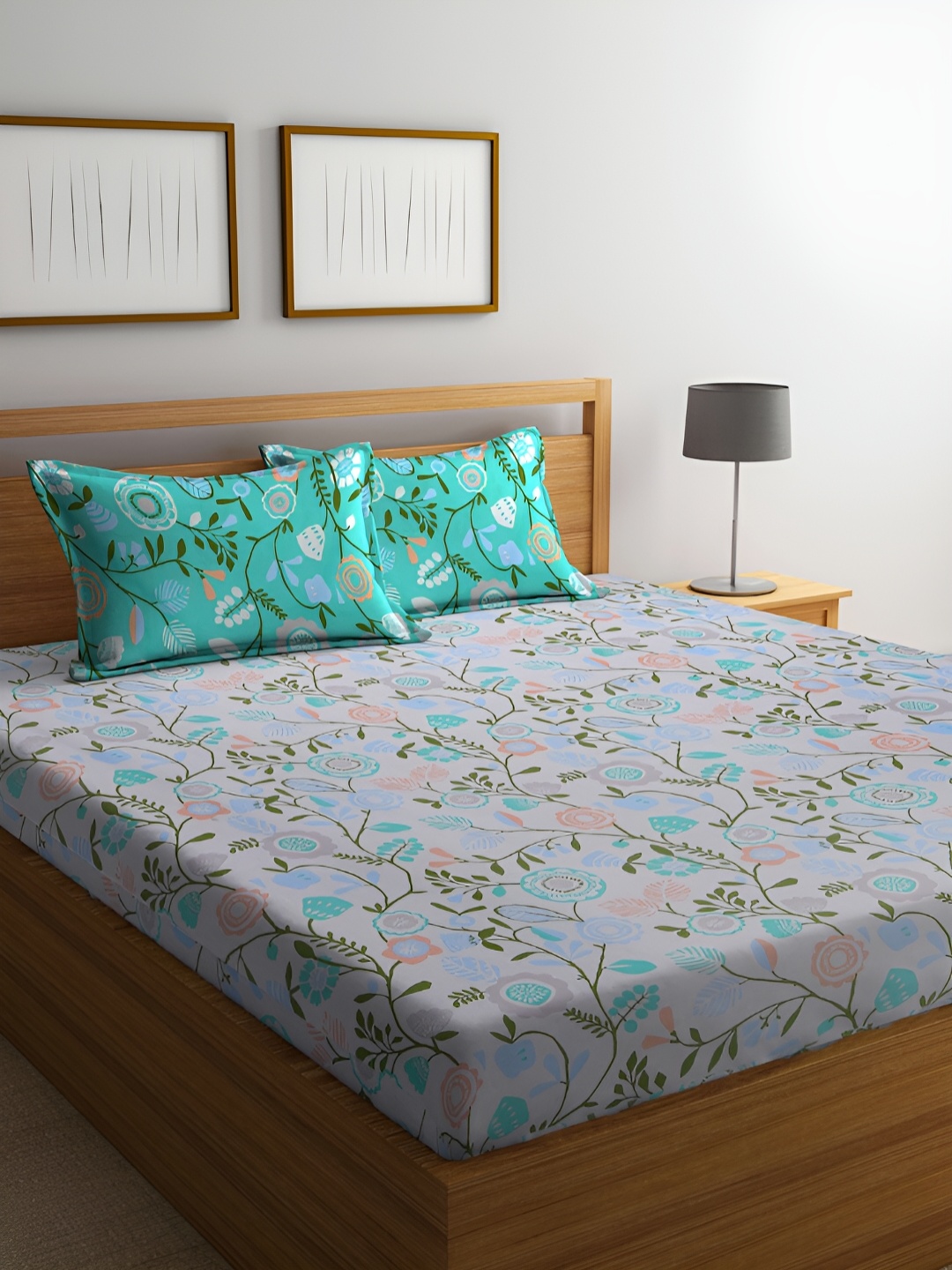 

BOMBAY DYEING Marigold Blue & Green Floral 104 TC Queen Bedsheet with 2 Pillow Covers