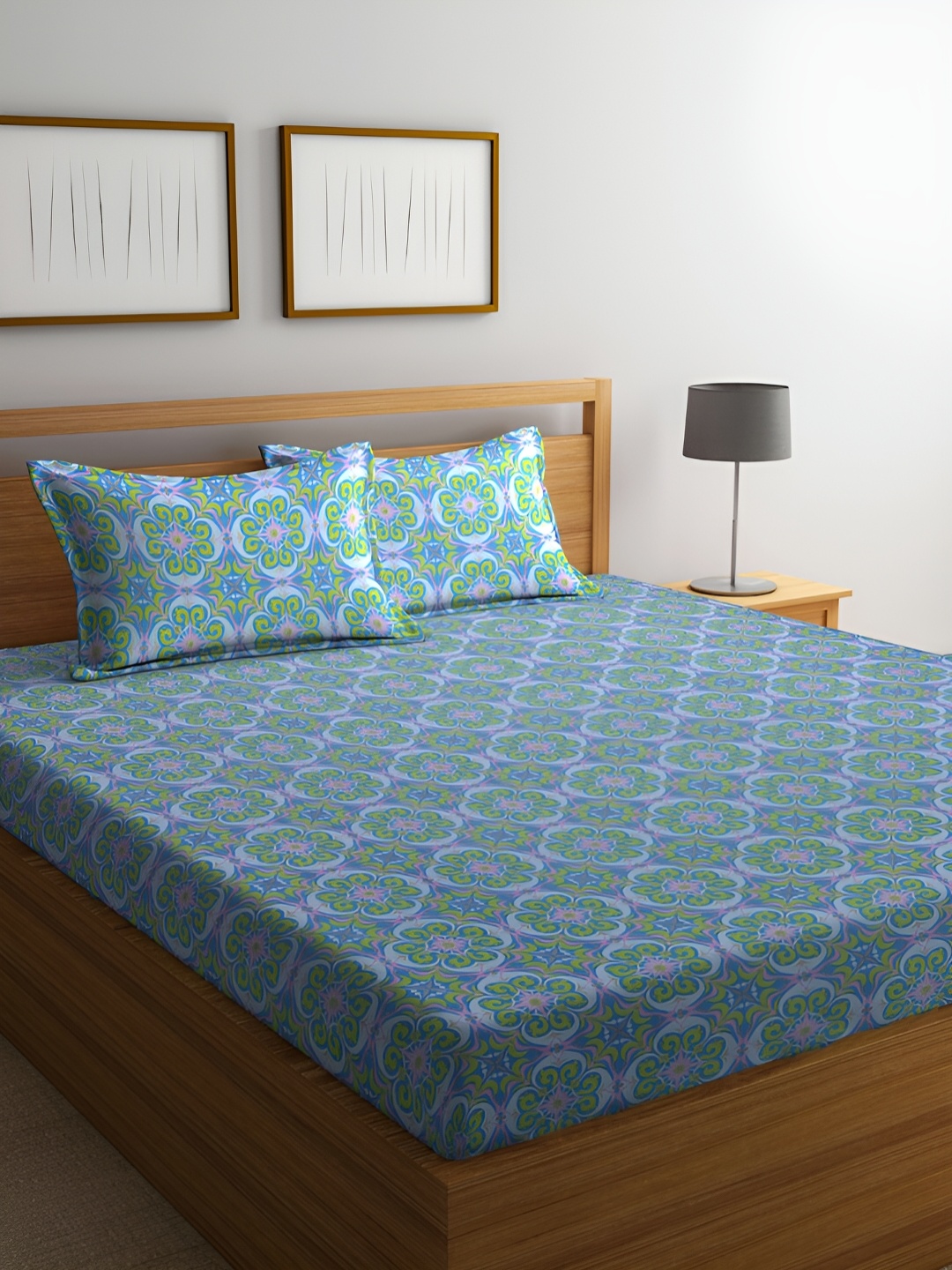 

BOMBAY DYEING Marigold Blue & Green Geometric 104 TC Queen Bedsheet with 2 Pillow Covers