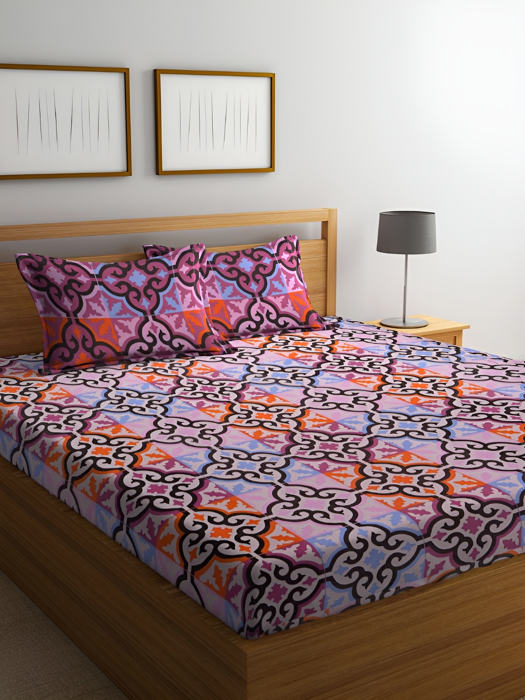 

BOMBAY DYEING Marigold Pink & Black Ethnic Motifs 104 TC Queen Bedsheet &2 Pillow Covers