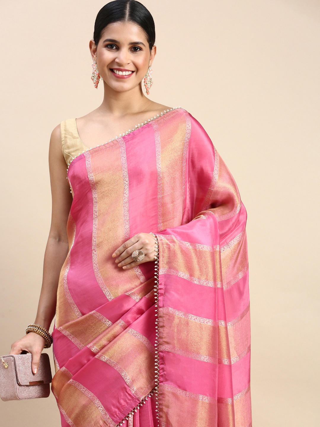 

MOHEY Woven Design Beaded Saree, Pink