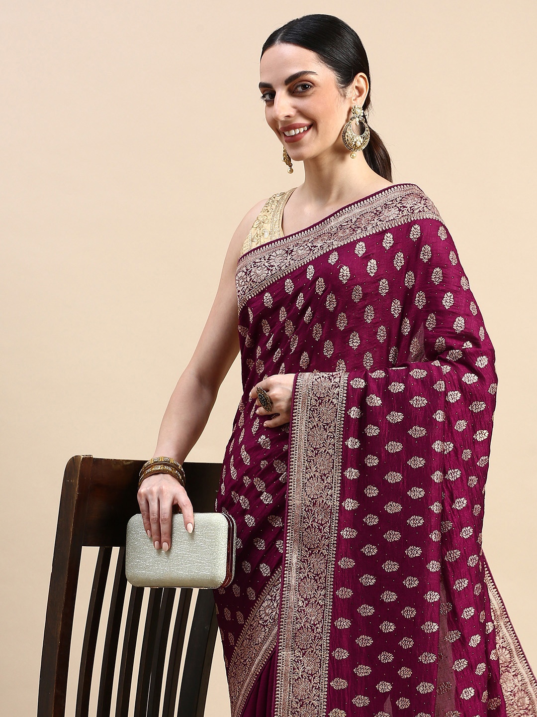 

MOHEY Ethnic Motifs Saree, Burgundy