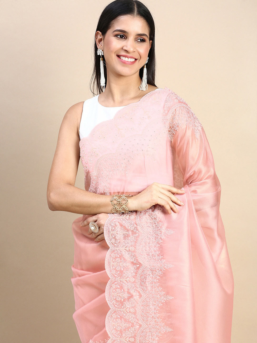 

MOHEY Solid Stones-Studded Organza Saree, Pink