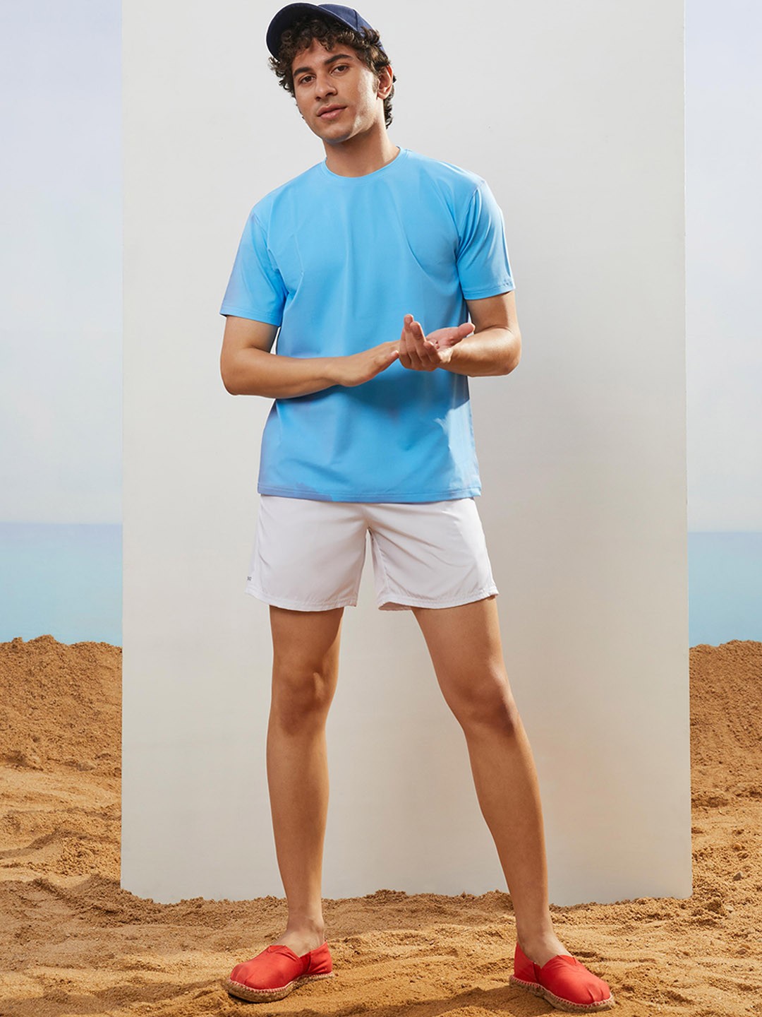 

CMGE Round Neck Colour Changing Hue-Nique Swim T-shirt, Blue