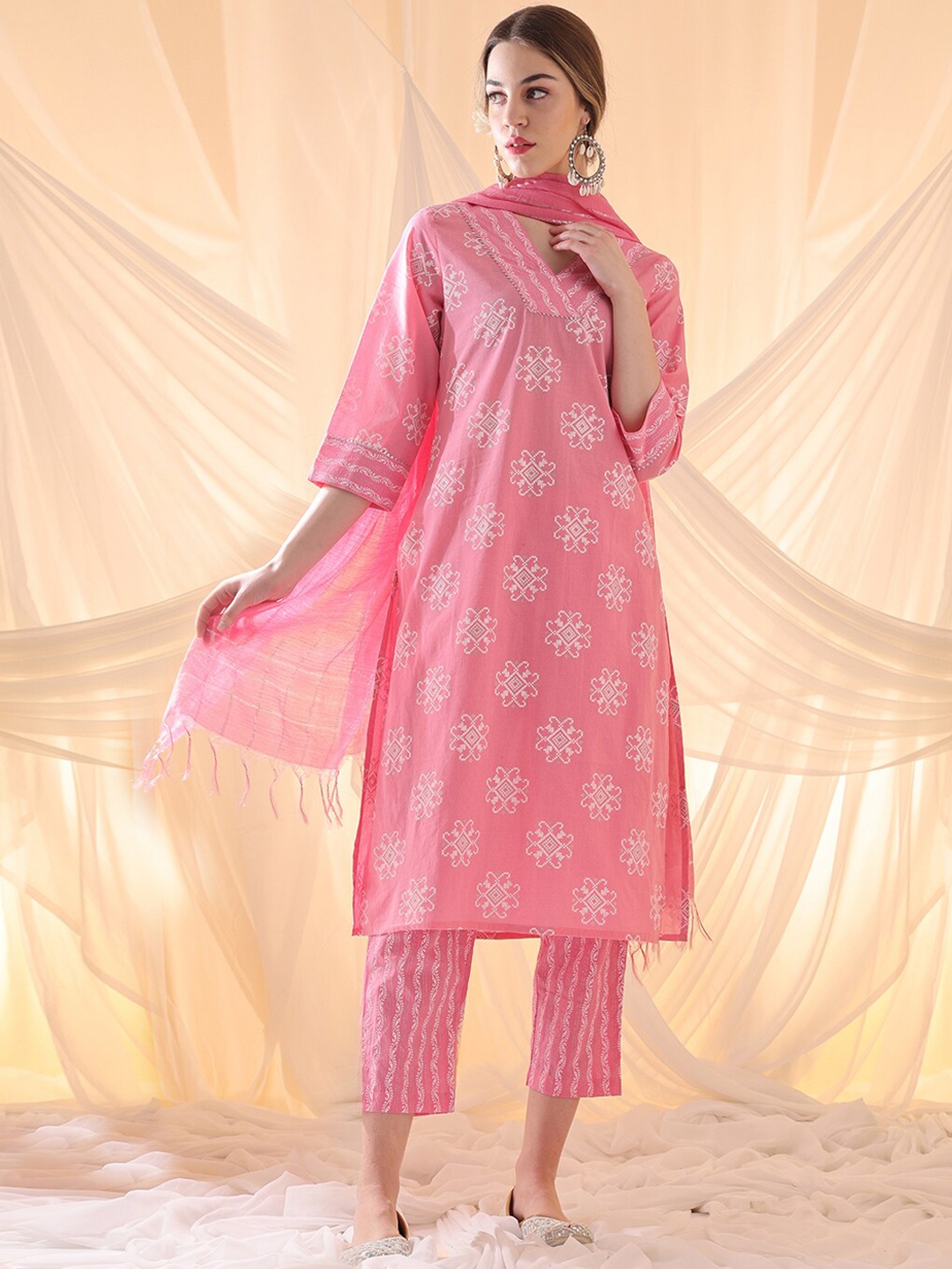 

Anouk Floral Printed Gotta Patti Pure Cotton Kurta With Trousers & Dupatta, Pink