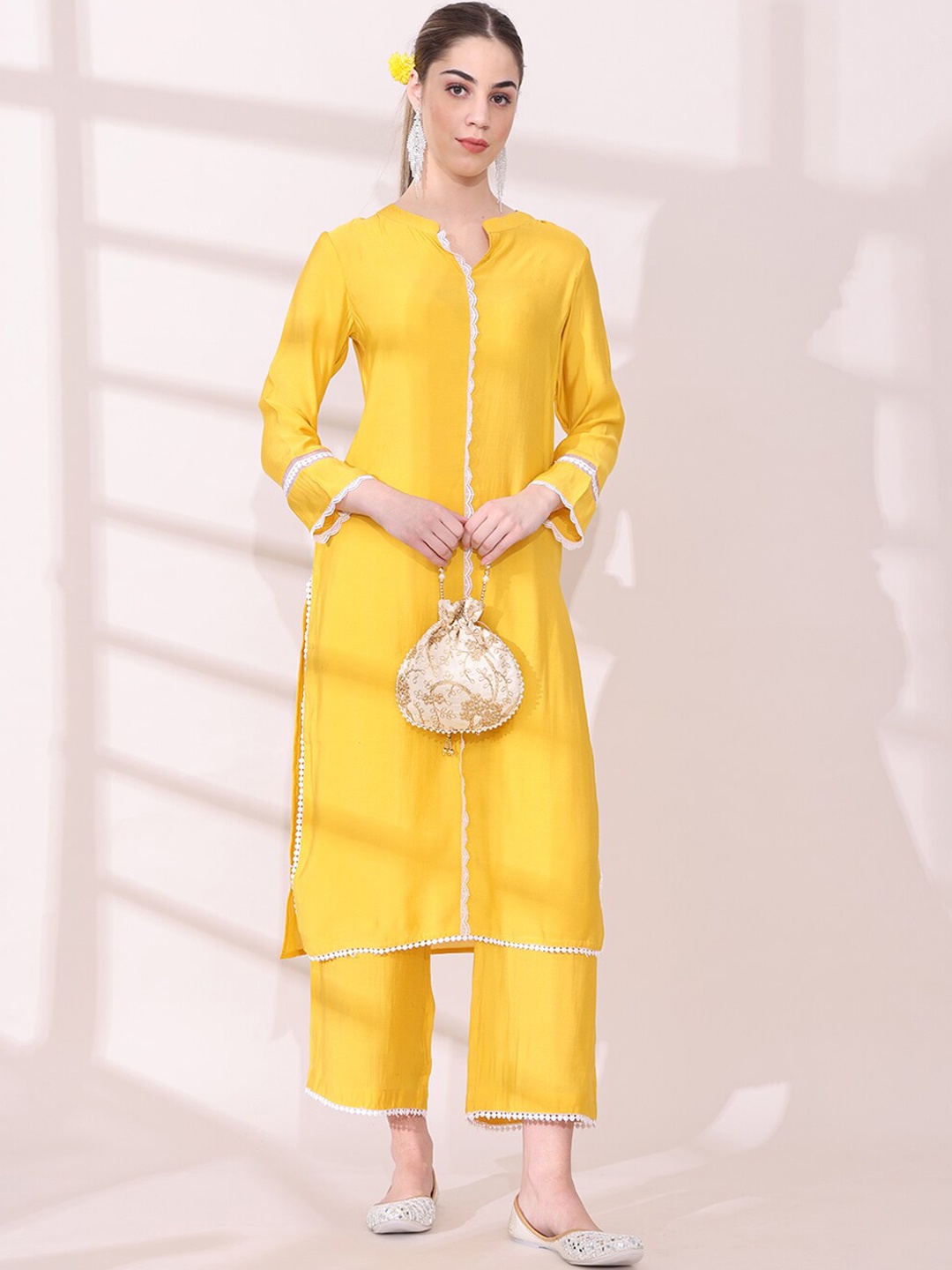 

Anouk Mandarin Collar Gotta Patti A-Line Kurta with Palazzos, Yellow