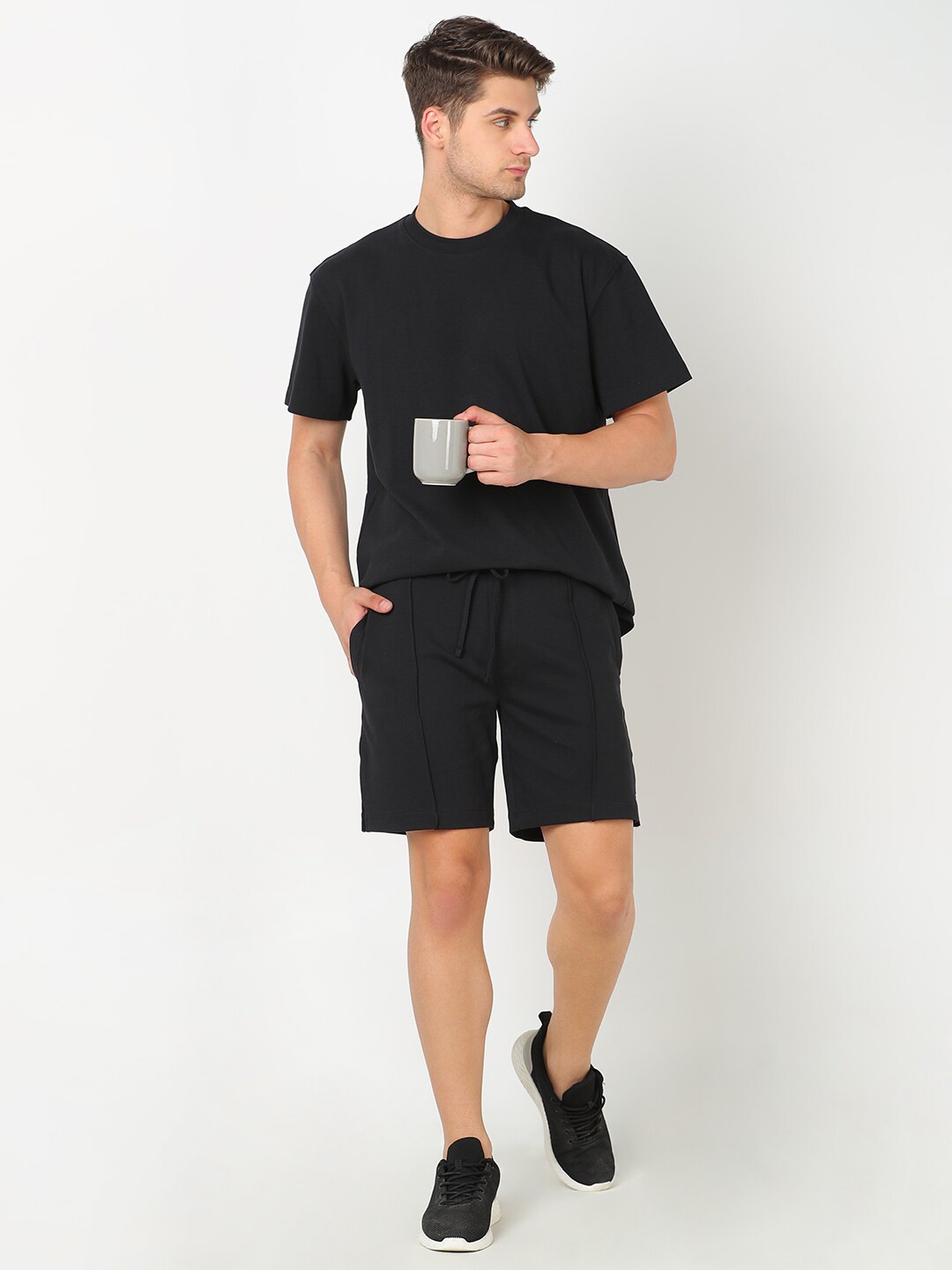 

R&B Round Neck Drop-Shoulder Sleeves Cotton T-shirt, Black