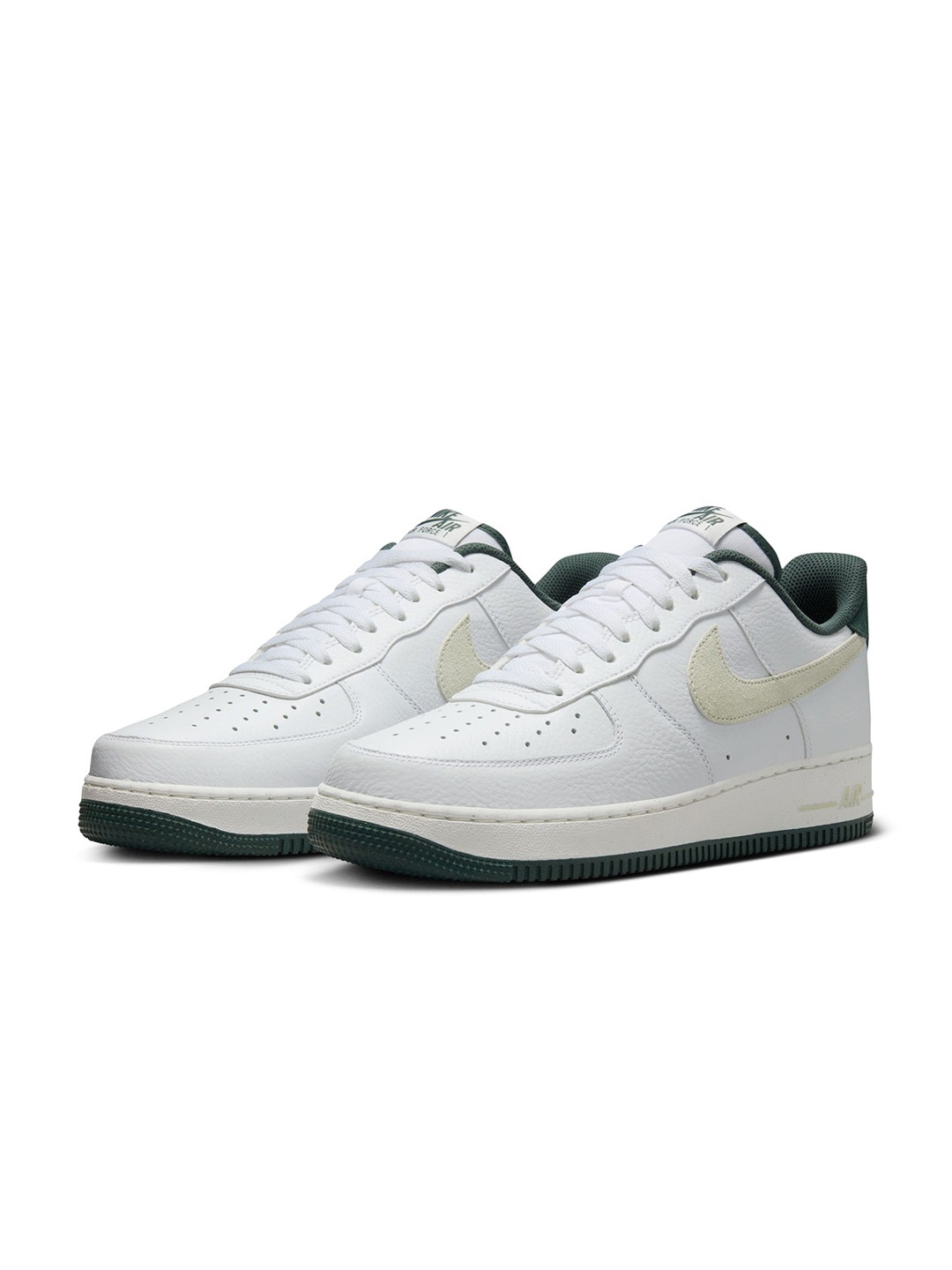 

Nike AIR FORCE 1 '07 LV8 COB, White