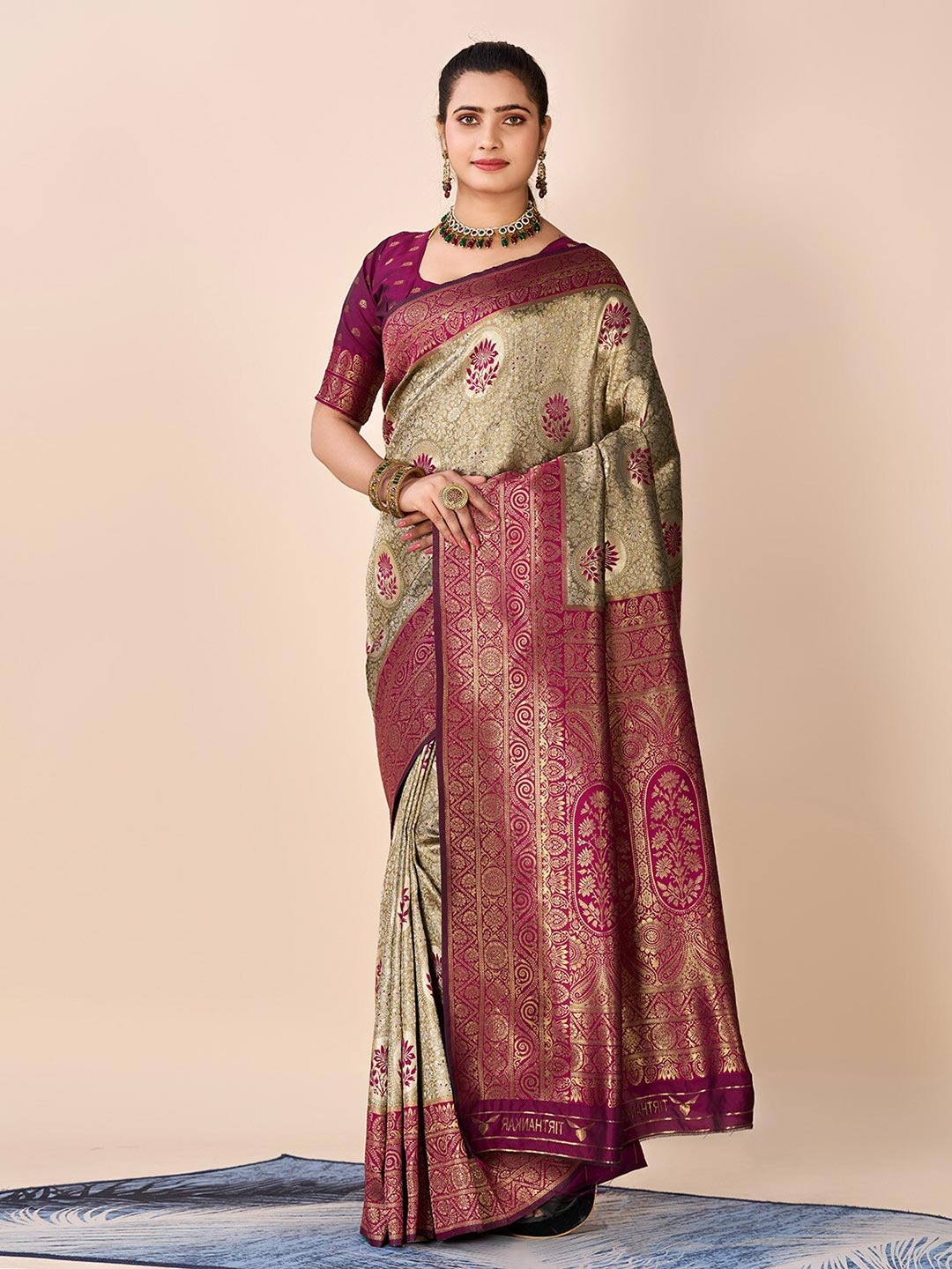 

Sitanjali Floral Woven Design Zari Pure Silk Kanjeevaram Saree, Purple