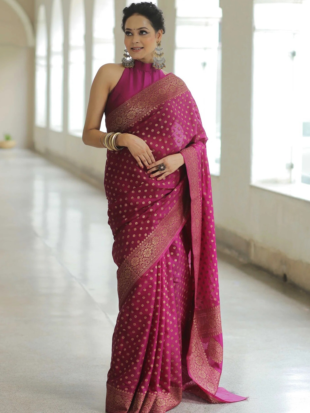 

DIVASTRI Ethnic Motifs Woven Design Zari Pure Silk Kanjeevaram Saree, Purple