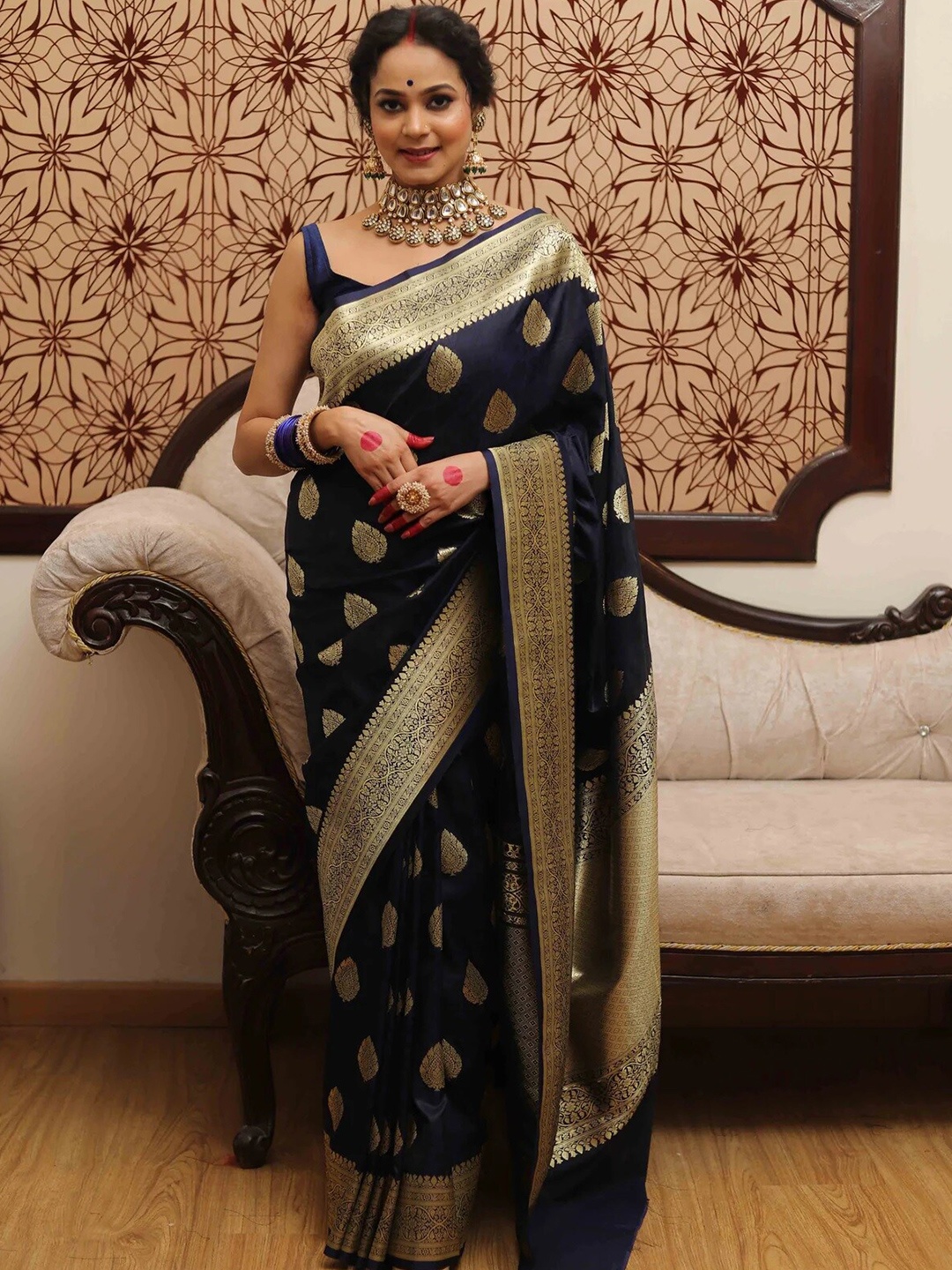 

DIVASTRI Ethnic Motifs Woven Design Zari Pure Silk Kanjeevaram Saree, Blue