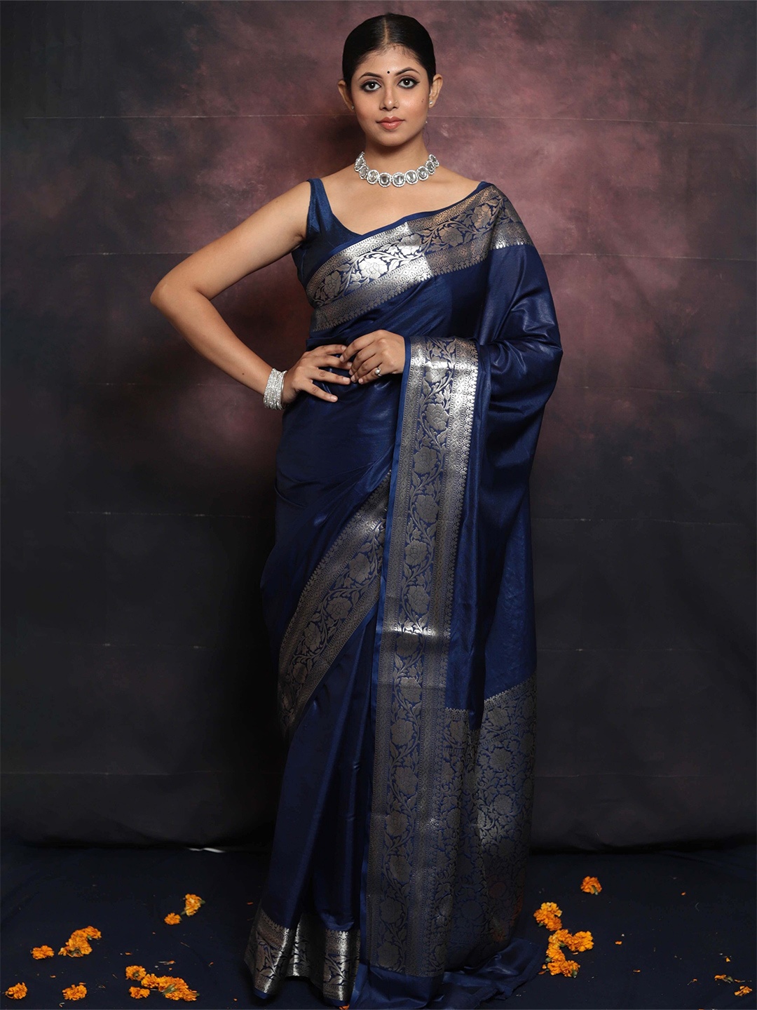 

DIVASTRI Woven Design Zari Pure Silk Kanjeevaram Saree, Blue