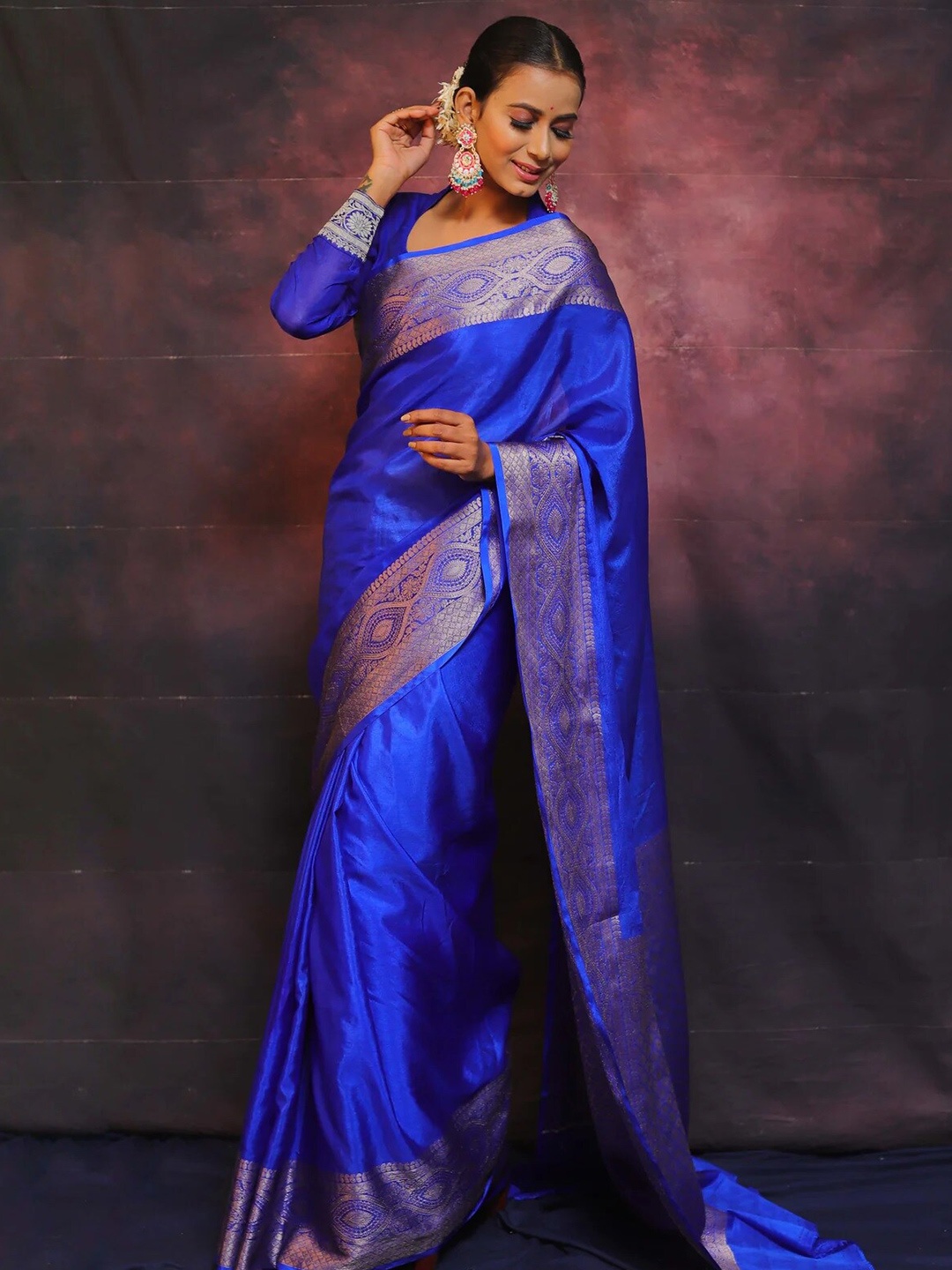 

DIVASTRI Woven Design Zari Pure Silk Kanjeevaram Saree, Blue