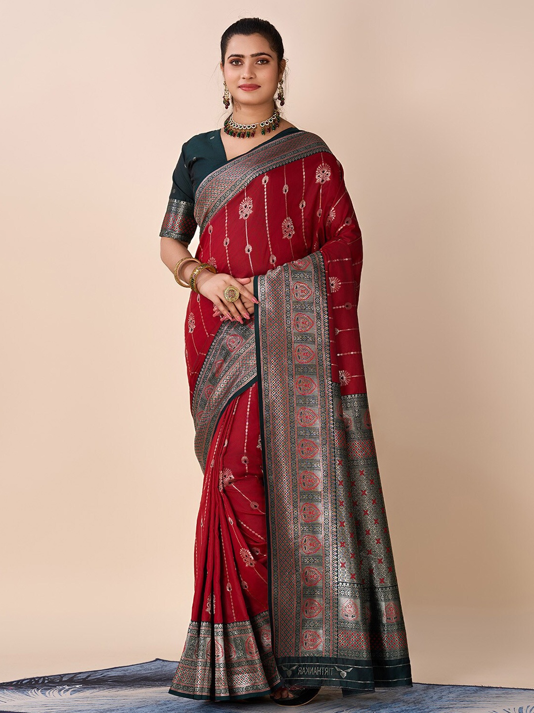 

SANJANA SILK Woven Design Pure Silk Kanjeevaram Zari Saree, Red