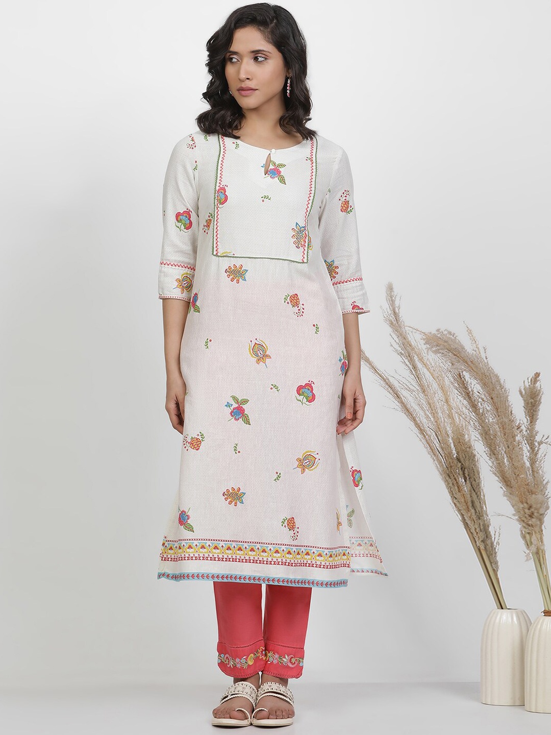 

W Floral Printed Keyhole Neck Regular Kurta with Trousers, White