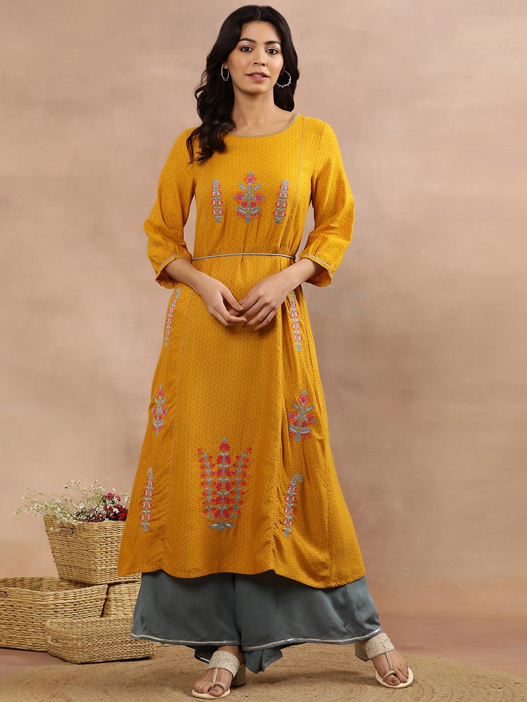 

W Ethnic Motifs Embroidered Regular Mirror Work Kurta with Palazzo, Yellow