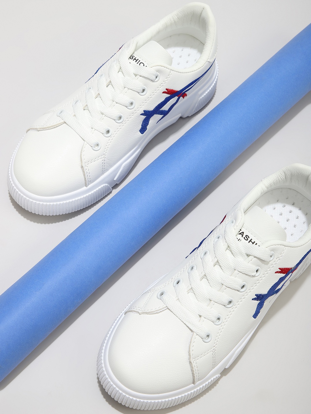 

LULU & SKY Women Round Toe Trainers Sneakers, Blue