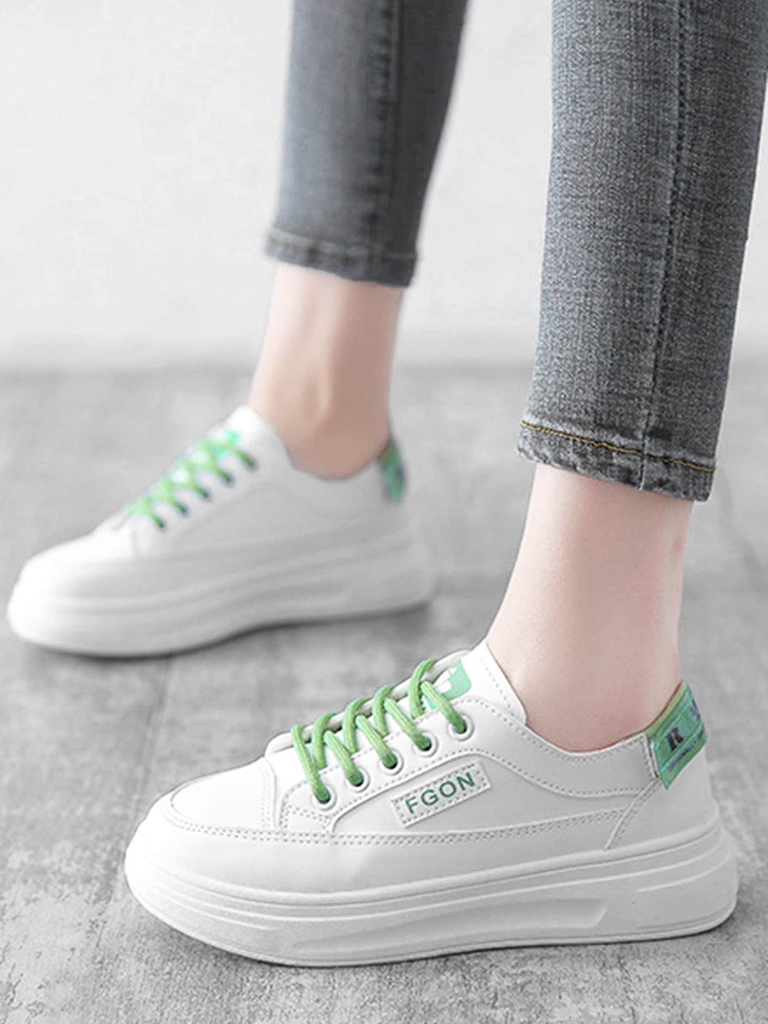 

LULU & SKY Women Lace Up Trainers, White