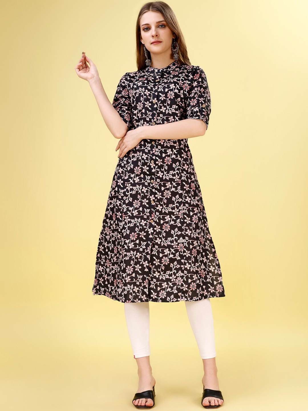 

Yara Creation Floral Printed Mandarin Collar Cotton A-Line Kurta, Black