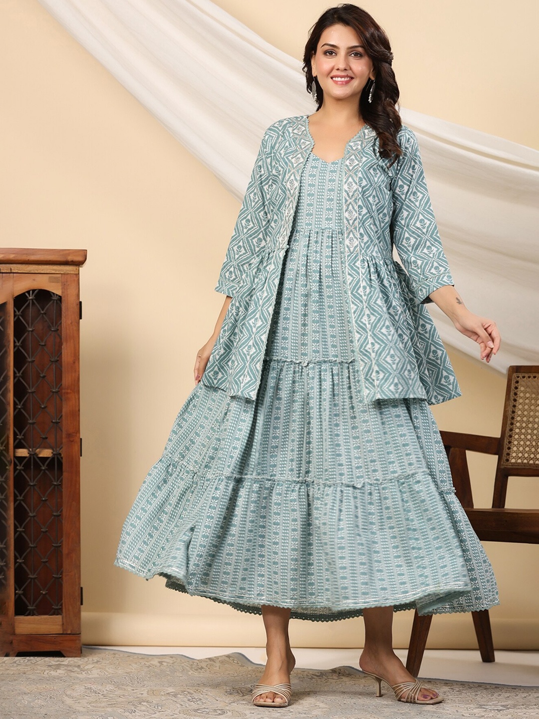 

KALINI Ethnic Motifs Printed Tiered Pure Cotton Fit & Flare Midi Ethnic Dress with Jacket, Grey