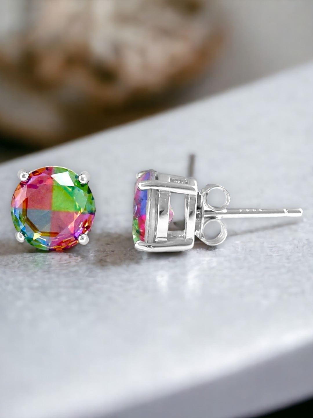 

Taraash 925 Sterling Silver Diamond Shaped Studs Earrings