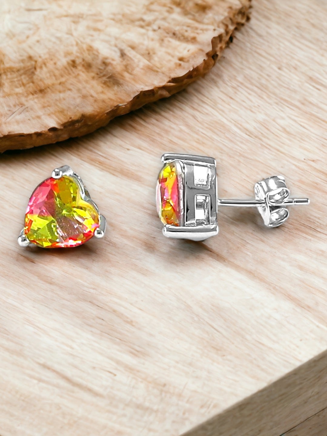 

Taraash 925 Sterling Silver Heart Shaped Studs Earrings