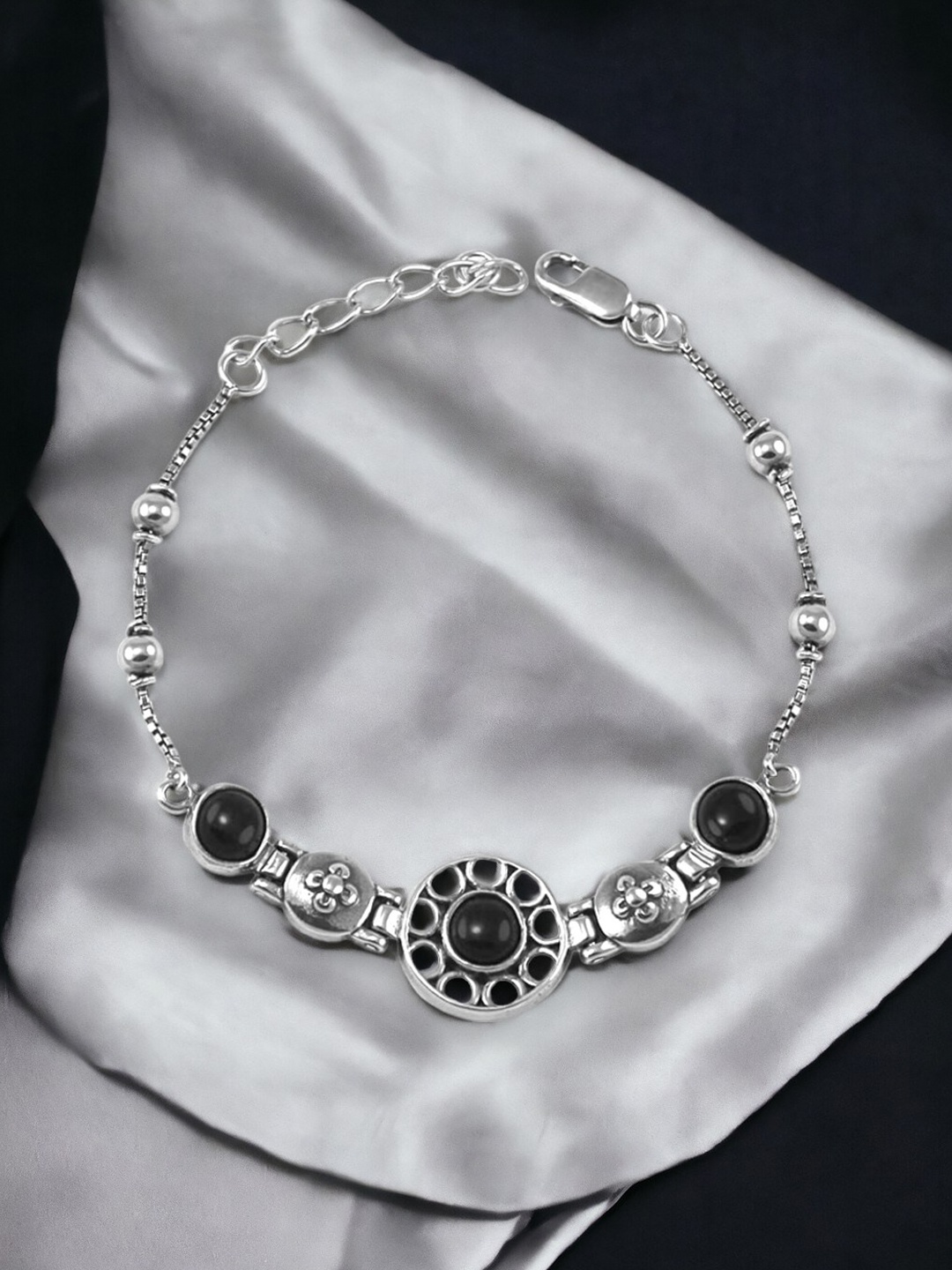 

Taraash 925 Sterling Silver Cubic Zirconia Link Bracelet